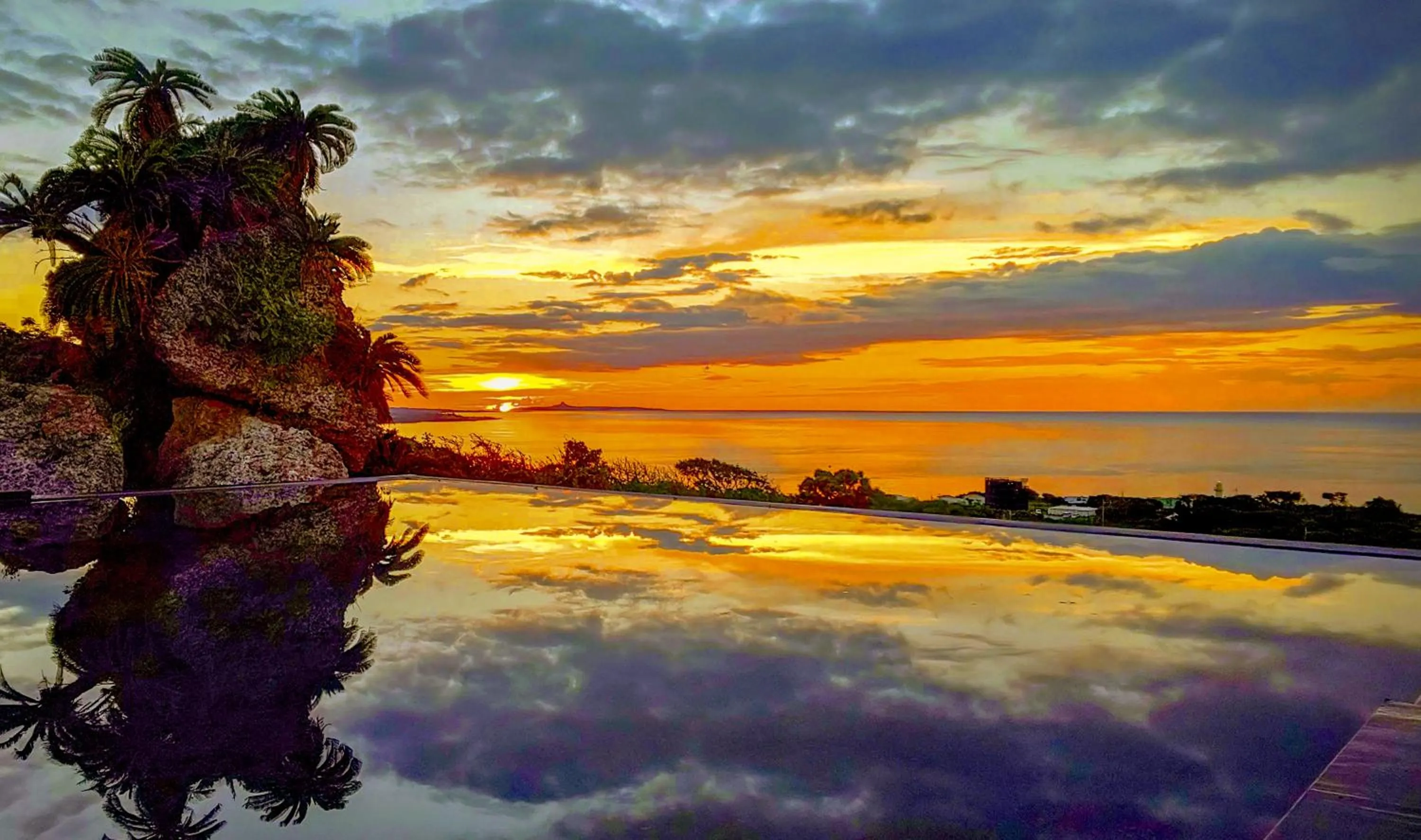 Facade/entrance in Hanalee Villa Kouri