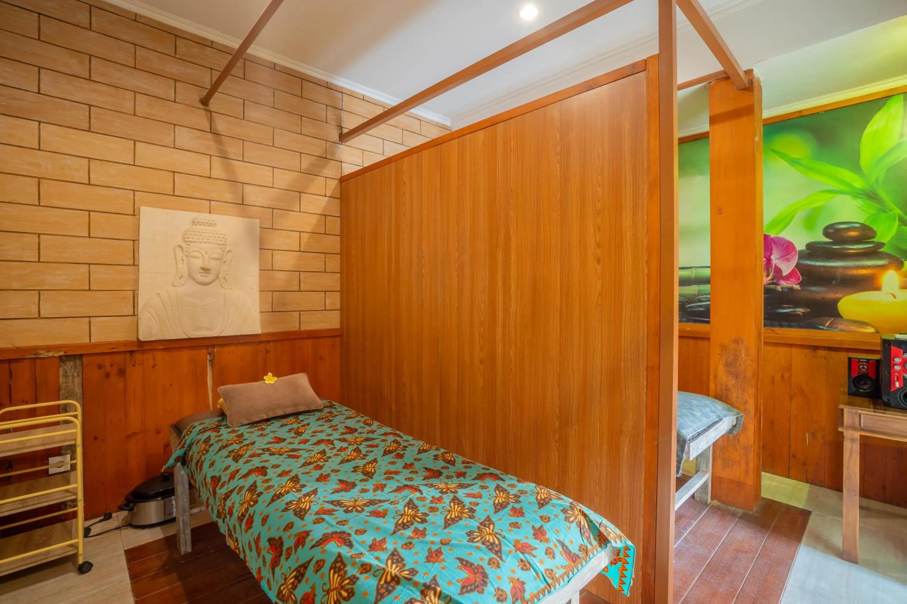 Spa and wellness centre/facilities, Bed in Nirmala Guest House Surf Keramas