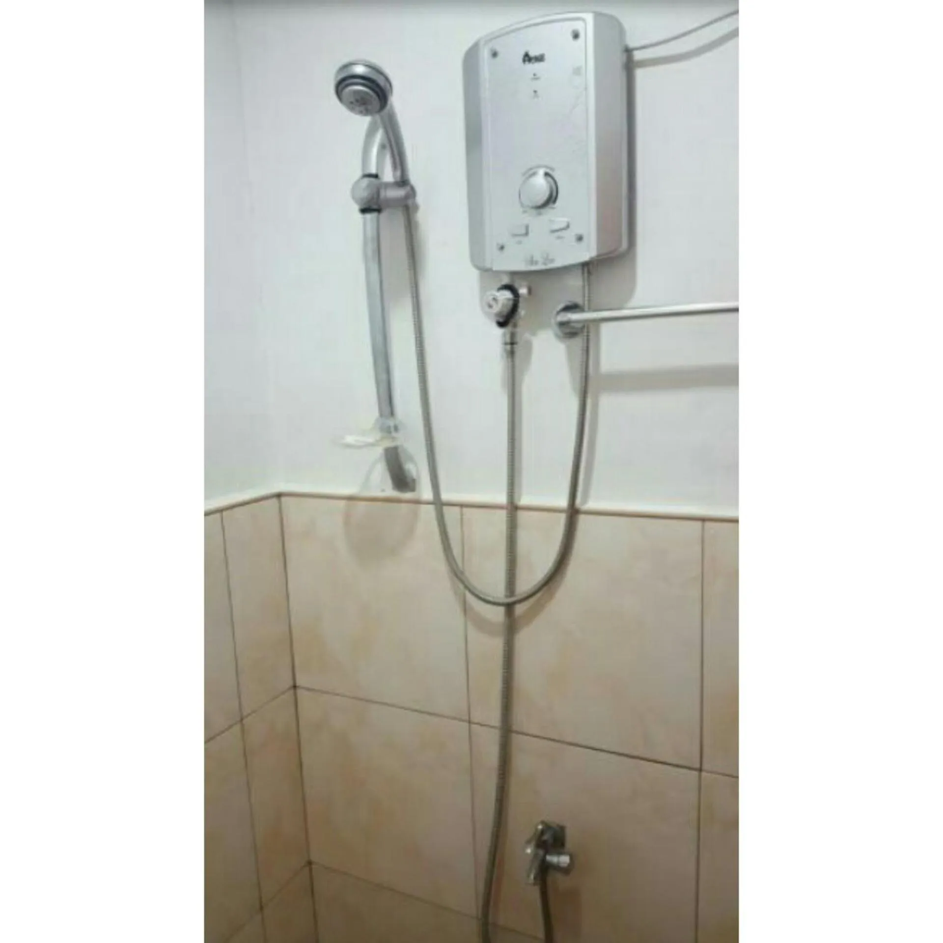 Shower in Island Girl Bed and Breakfast