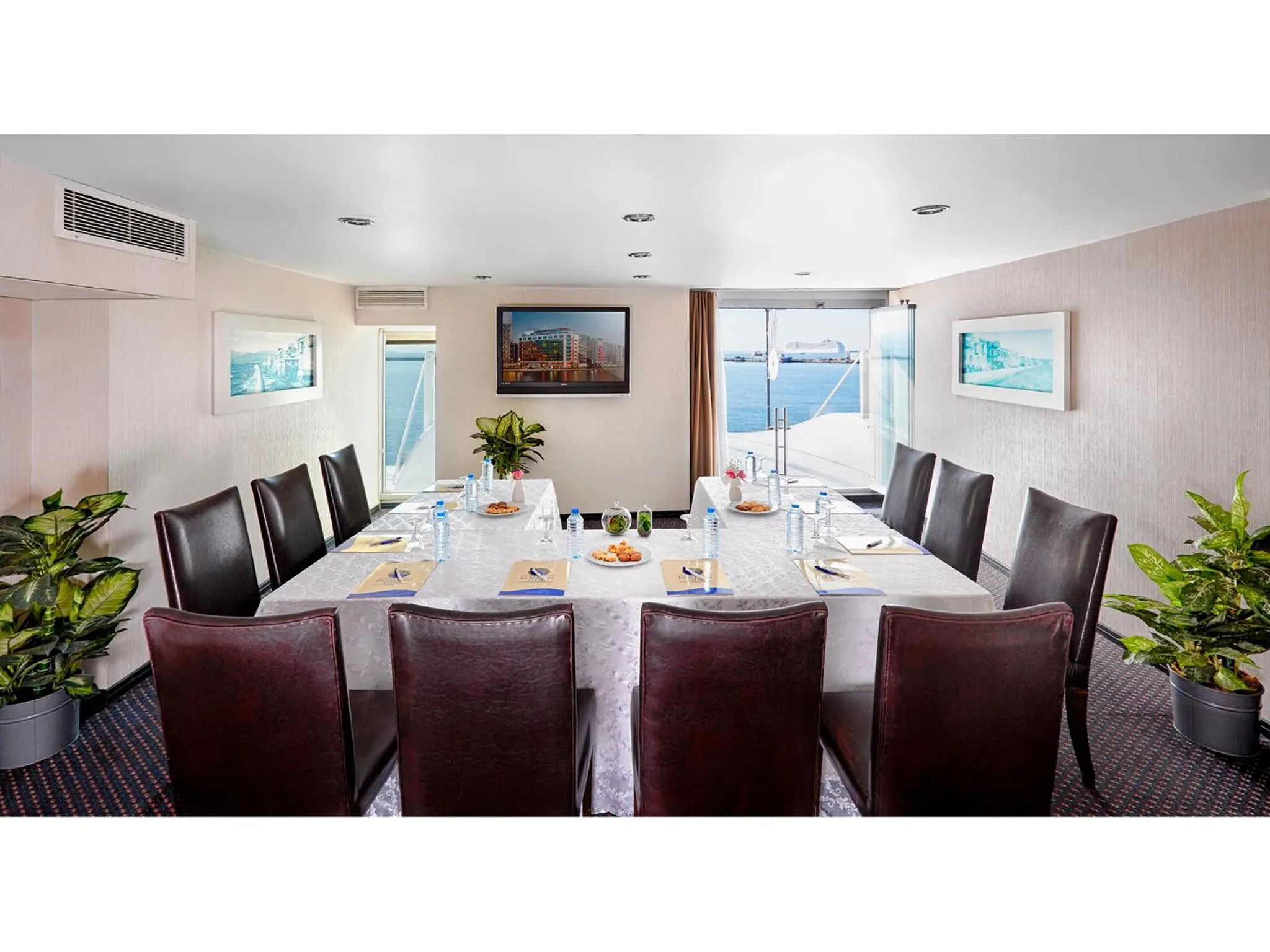 Business facilities in Kordon Hotel Pasaport