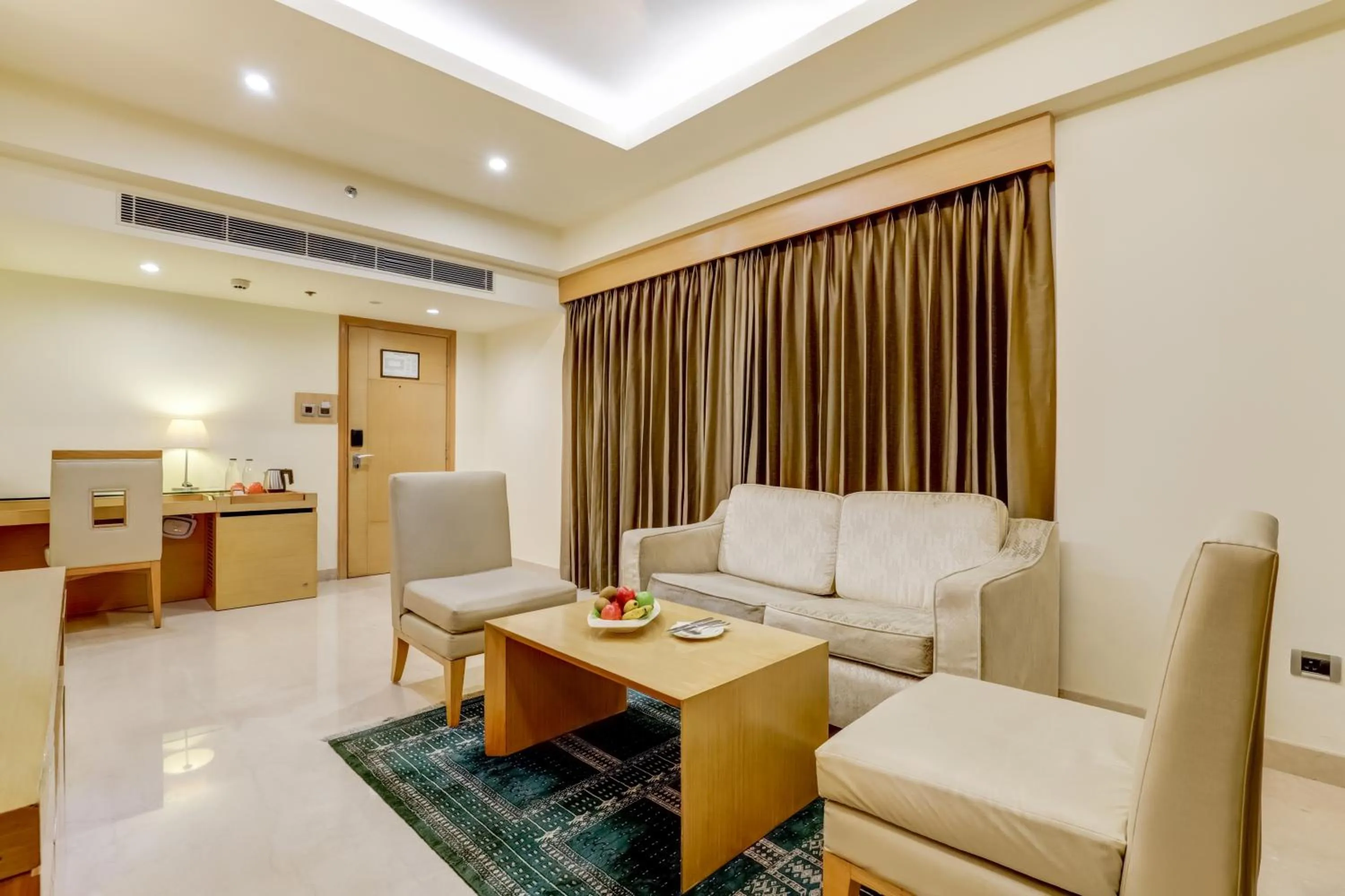 Living room in Lemon Tree Premier, Delhi Airport