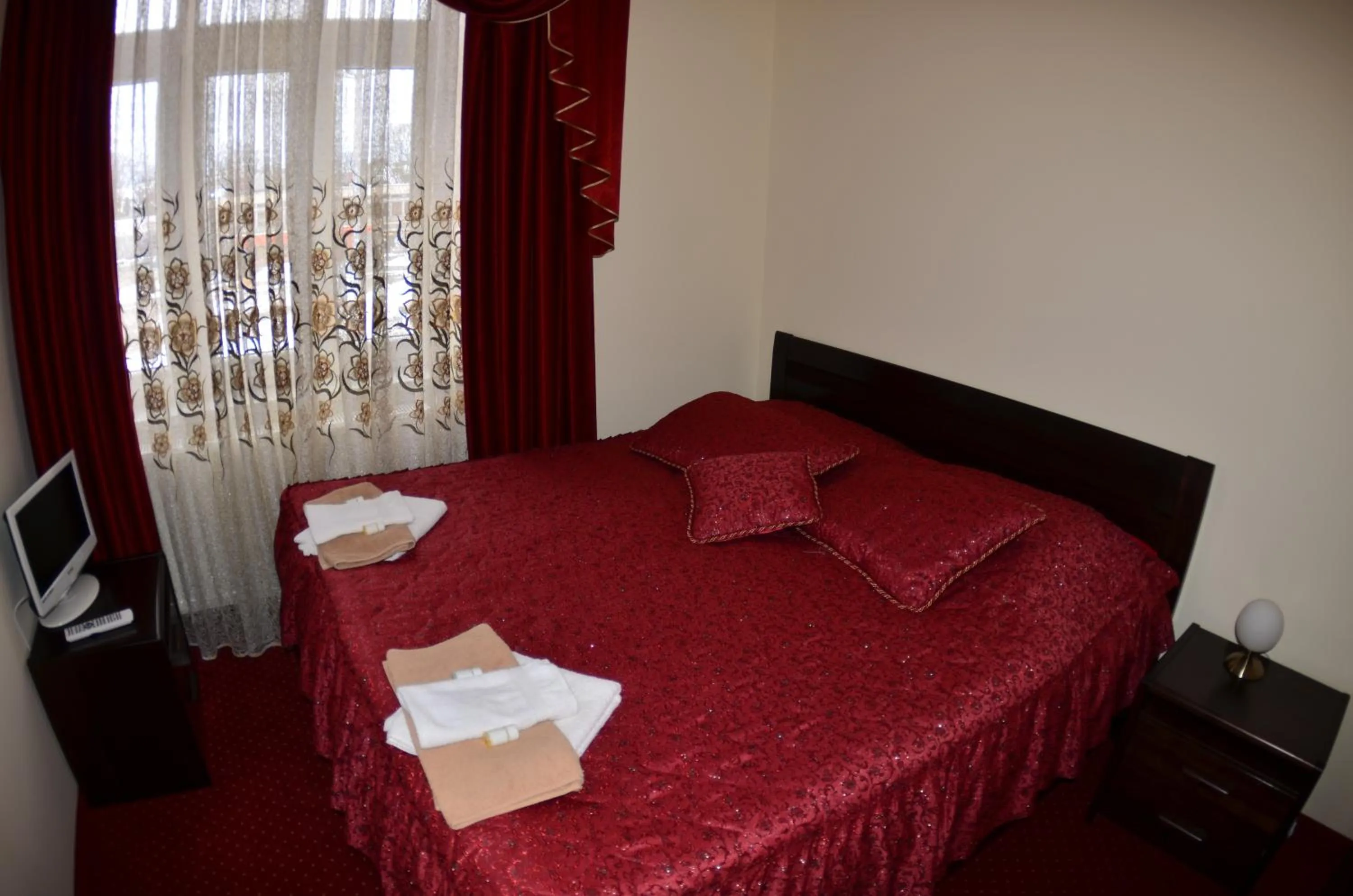 TV and multimedia, Bed in Hotel Europa