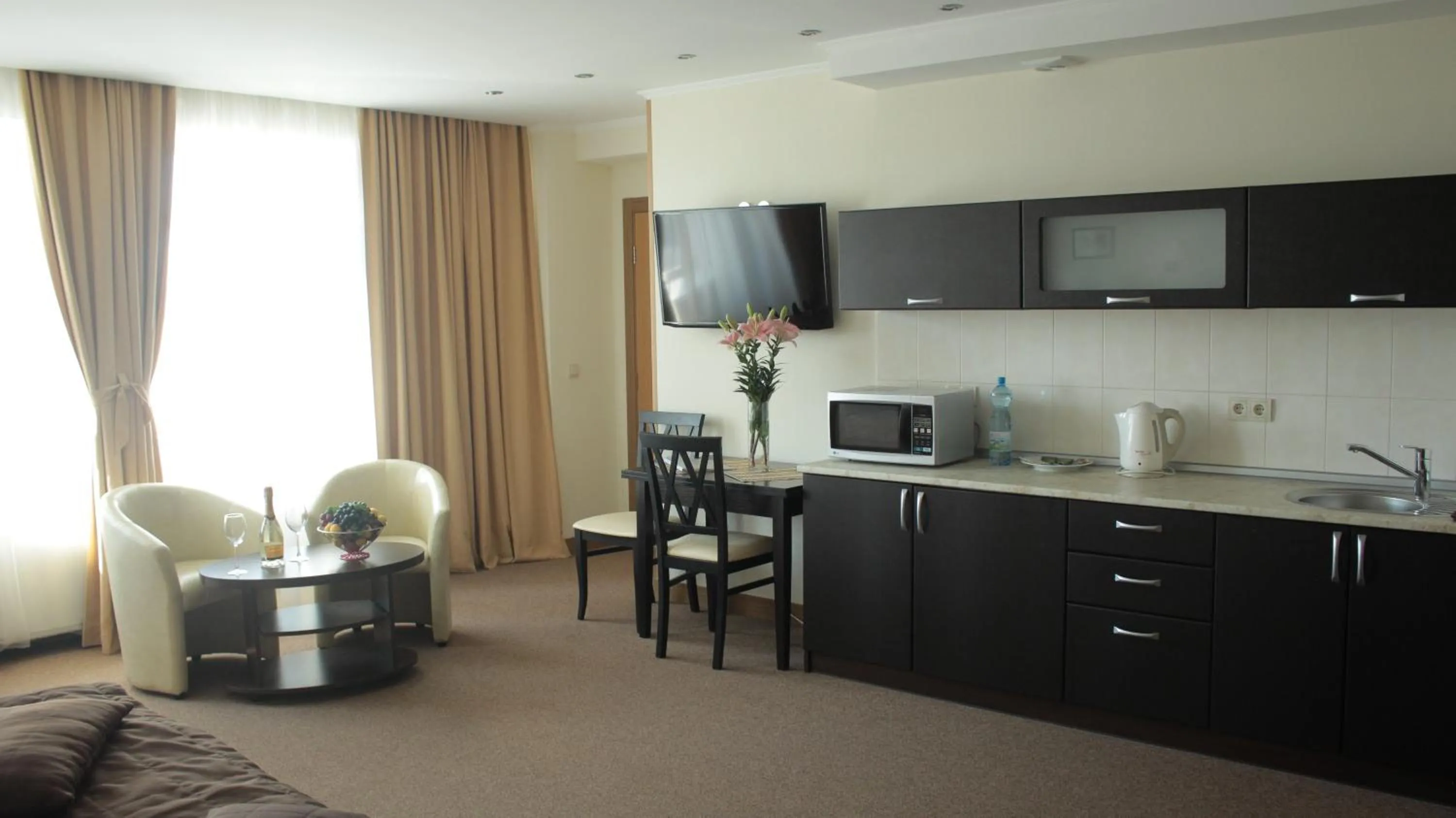Coffee/tea facilities in Hotel Asteri