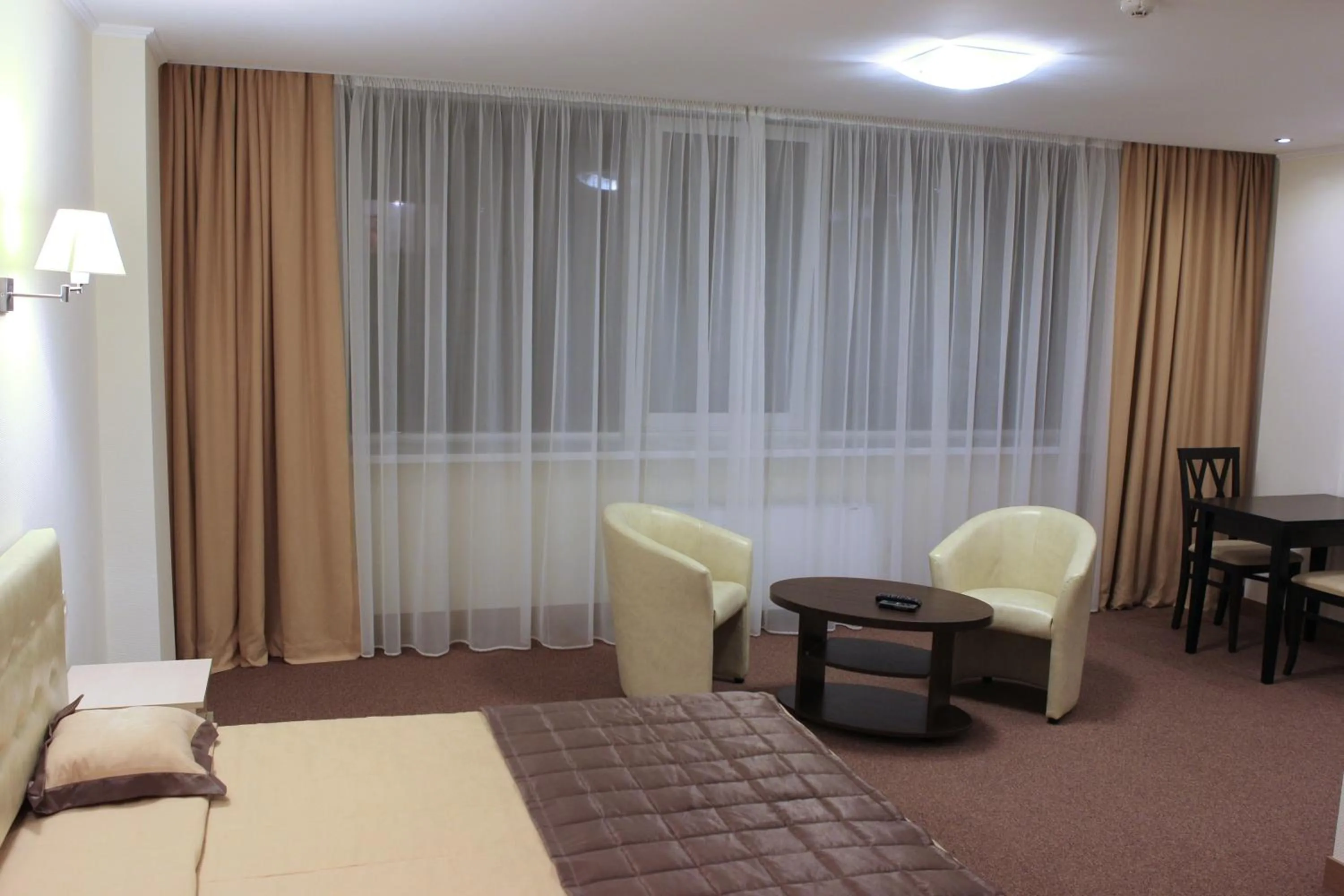 Photo of the whole room in Hotel Asteri
