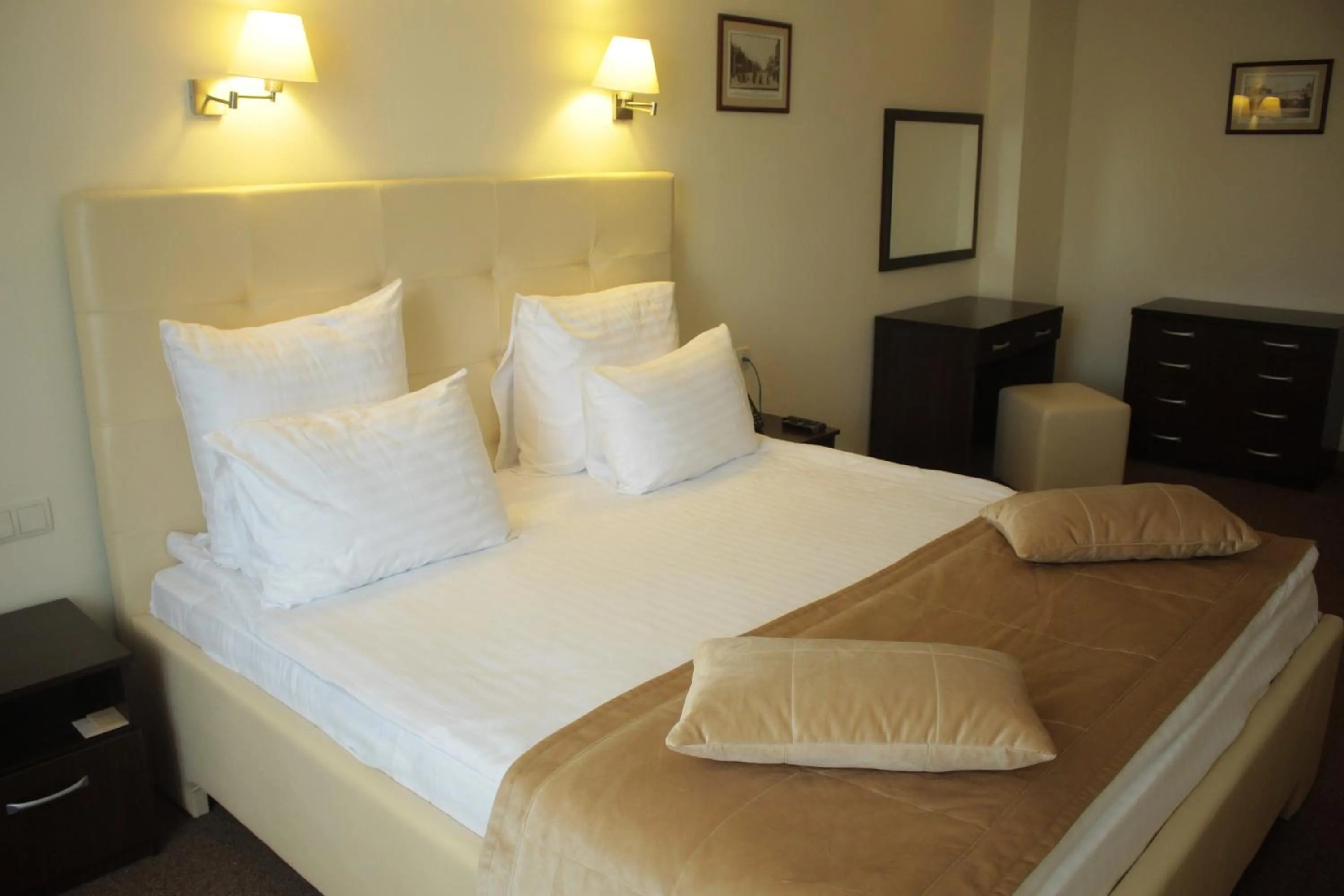 Bed in Hotel Asteri