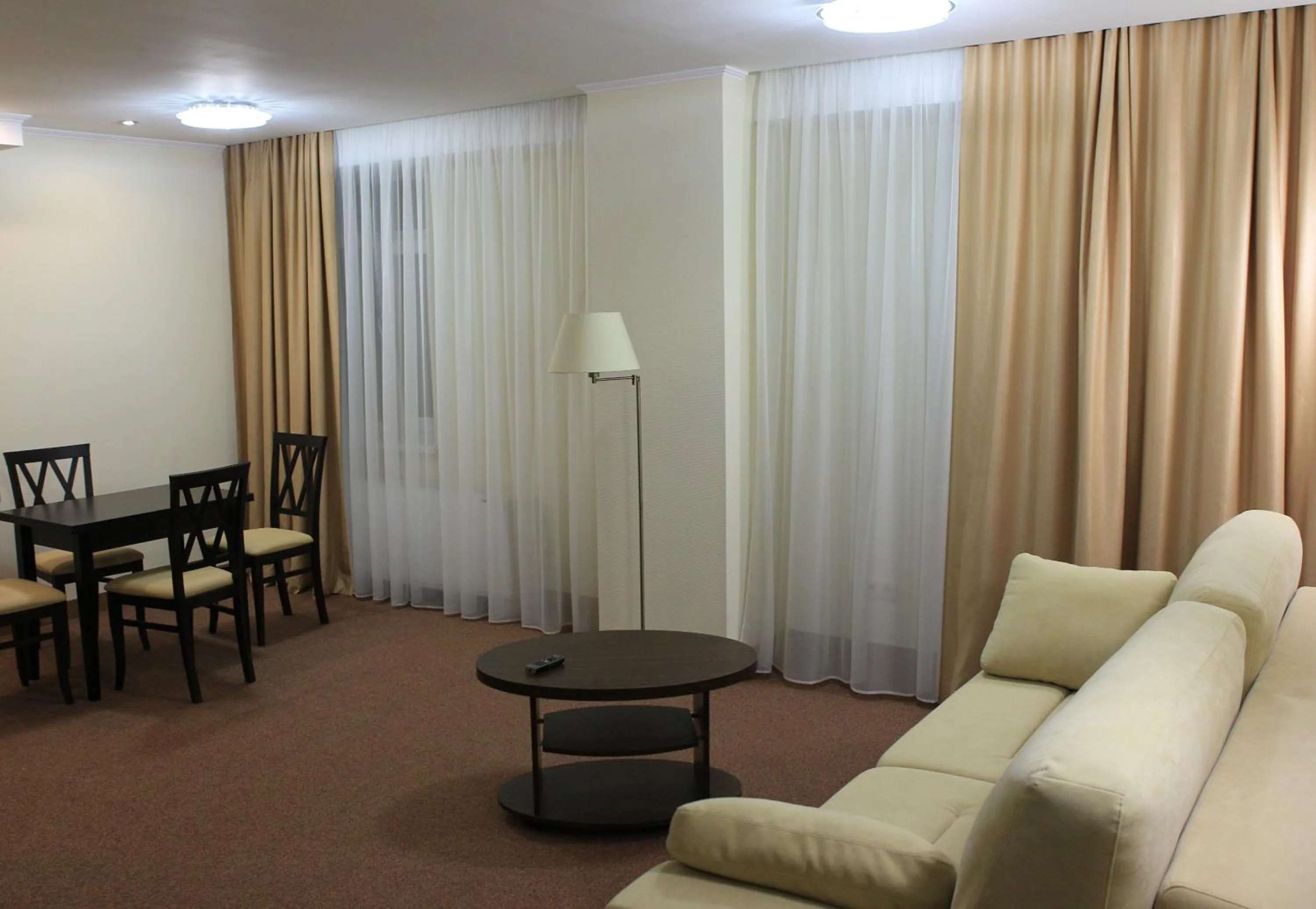 Seating area in Hotel Asteri