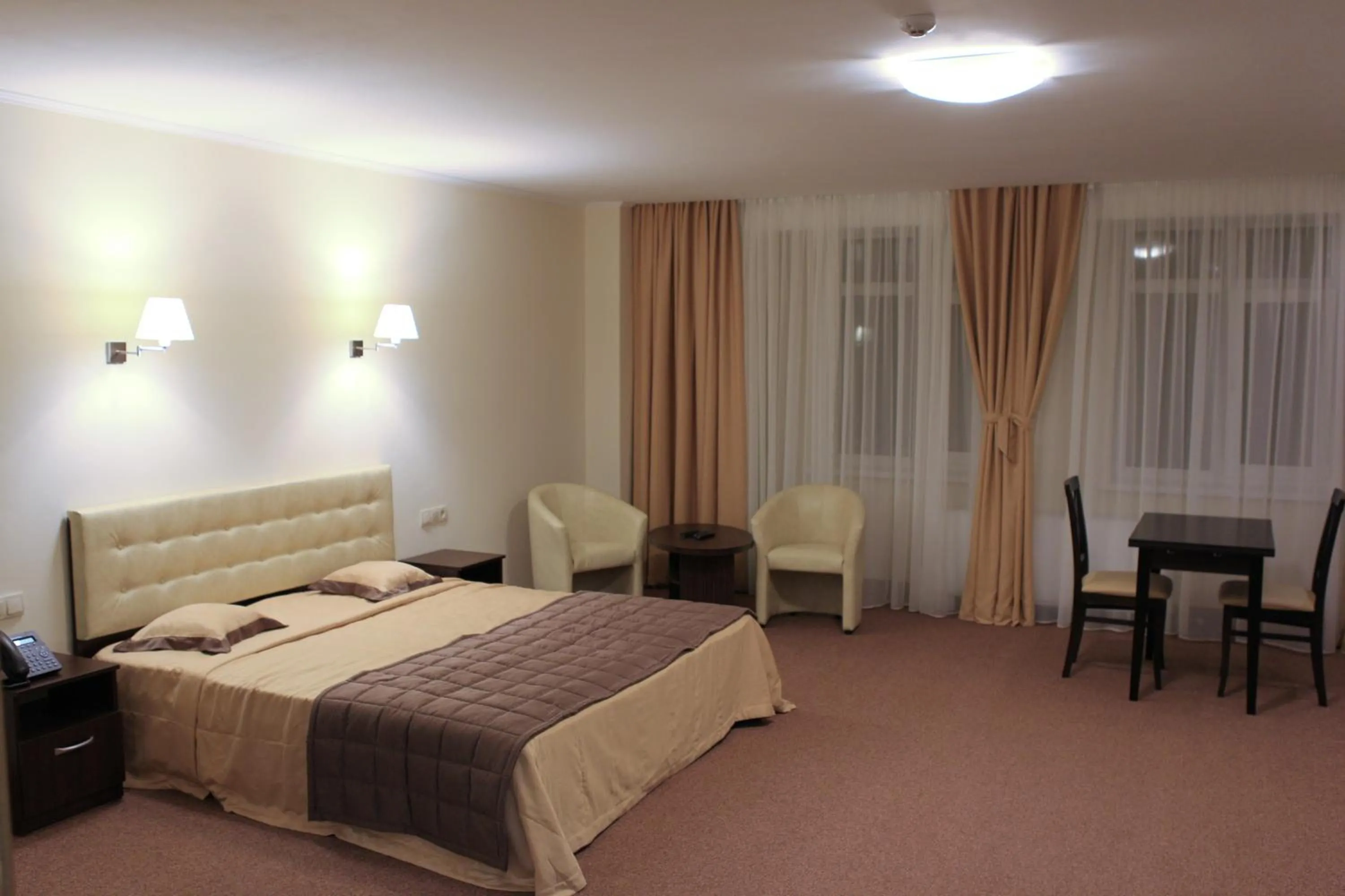 Photo of the whole room, Bed in Hotel Asteri