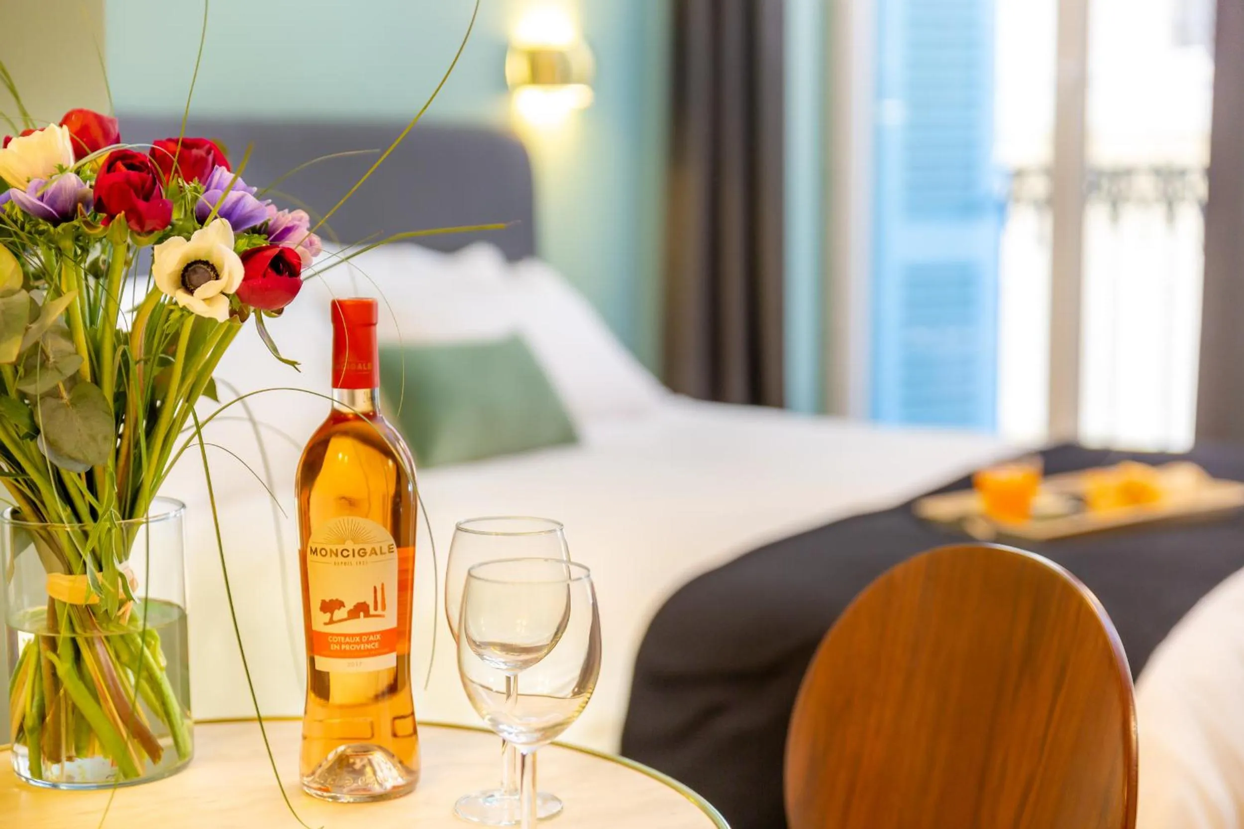 Bedroom, Bed in Les appartements chics du Vieux-Port