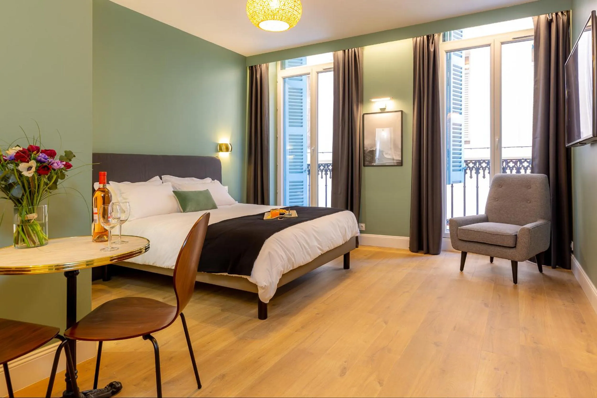 Bedroom, Bed in Les appartements chics du Vieux-Port