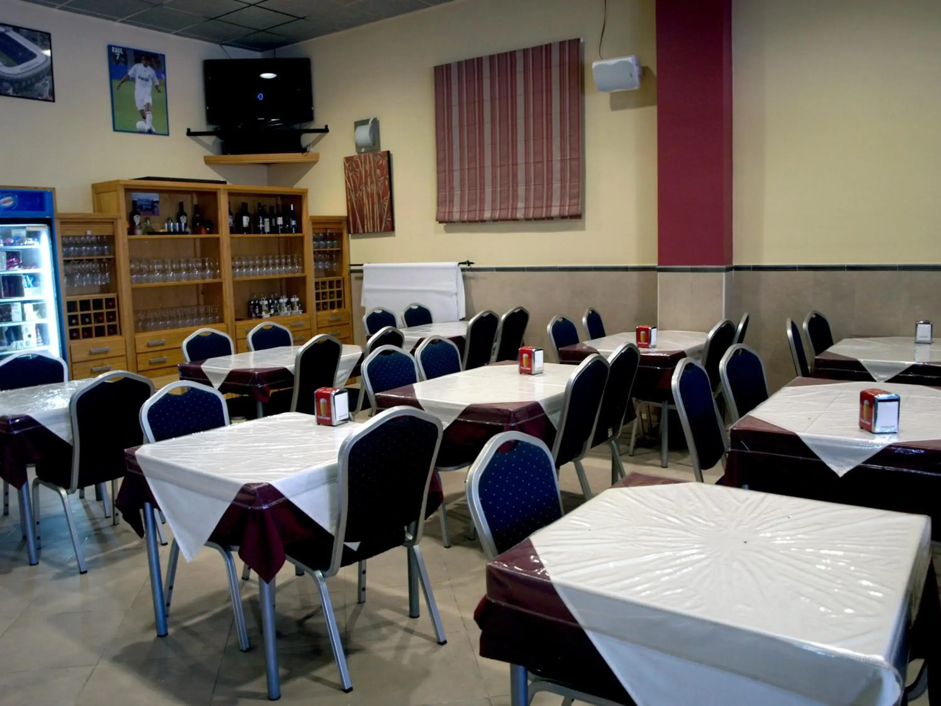 Restaurant/places to eat in Hostal la Molina Restaurant/places to eat in Hostal la Molina