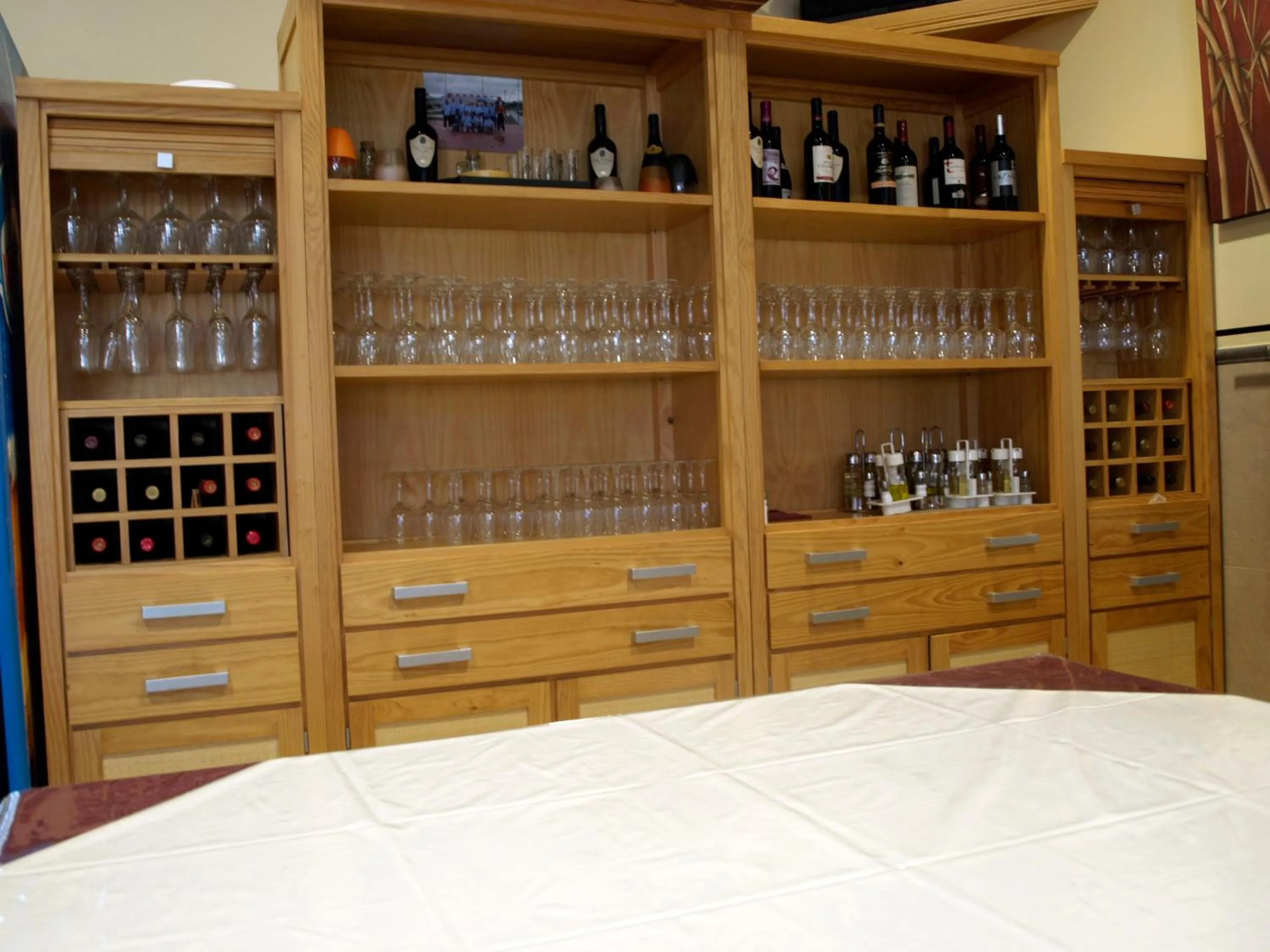 Restaurant/places to eat in Hostal la Molina