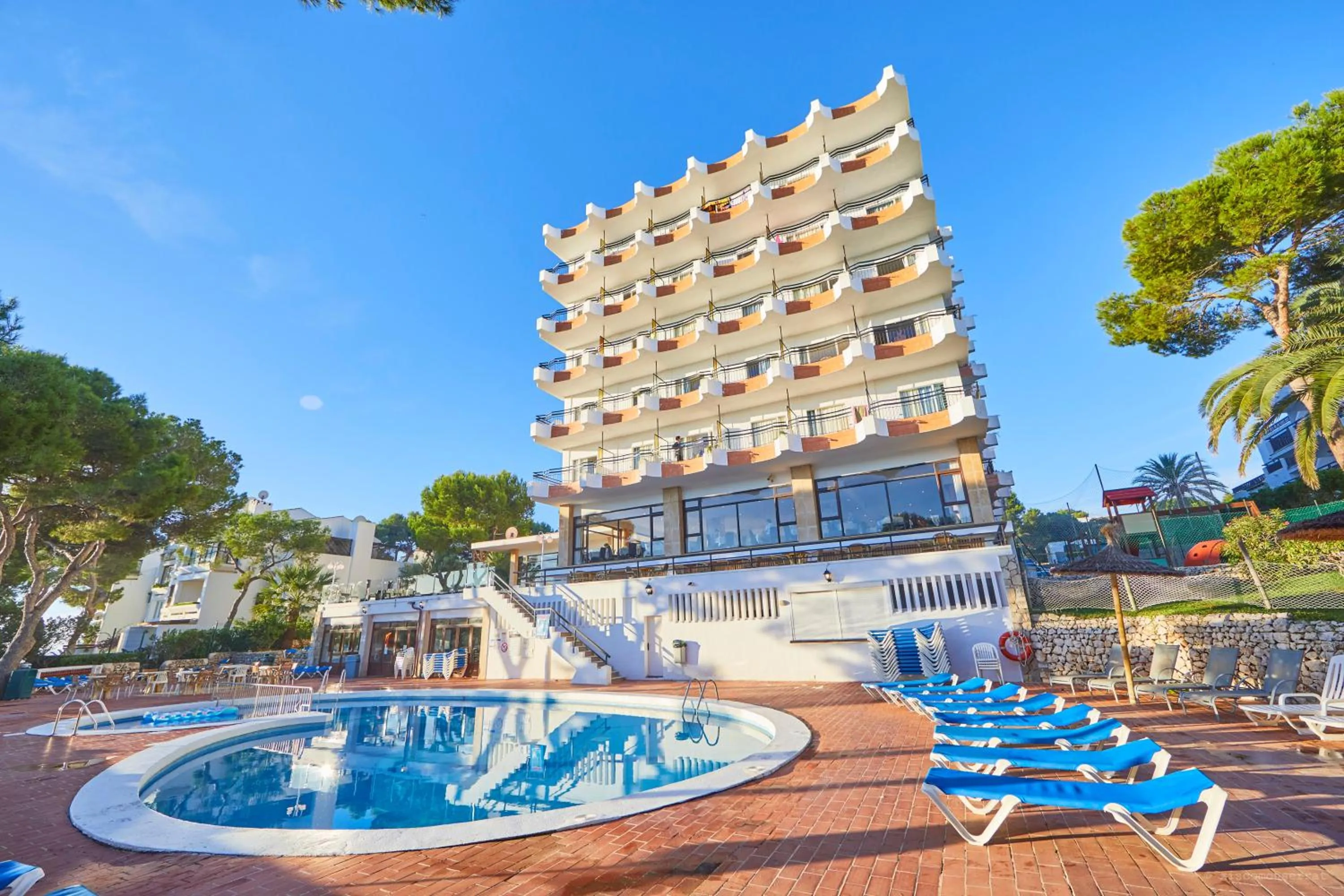Swimming pool in Cabot Cala Ferrera