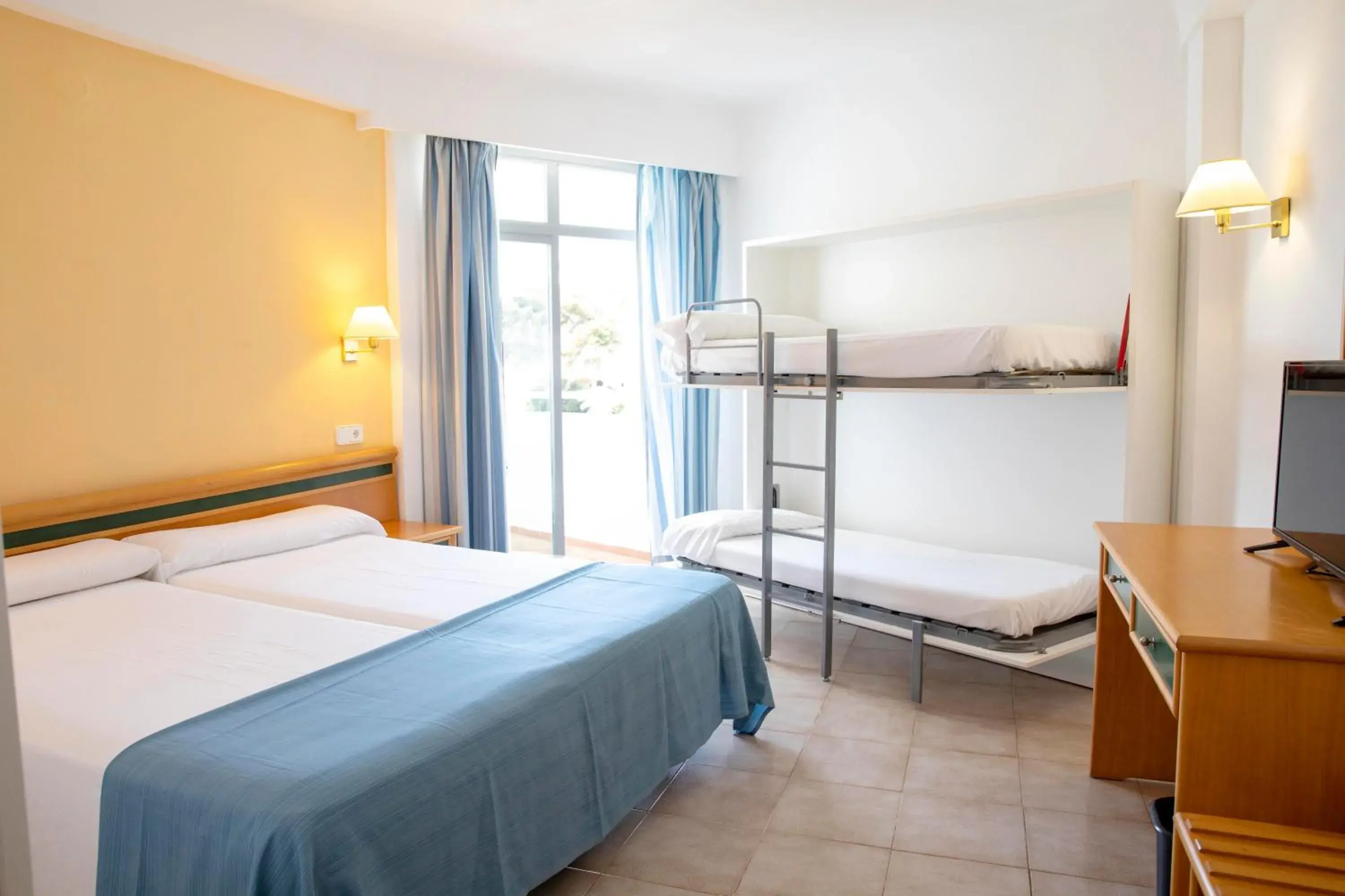 Bedroom, Bed in Gavimar Cala Gran Hotel and Apartments Bedroom, Bed in Gavimar Cala Gran Hotel and Apartments