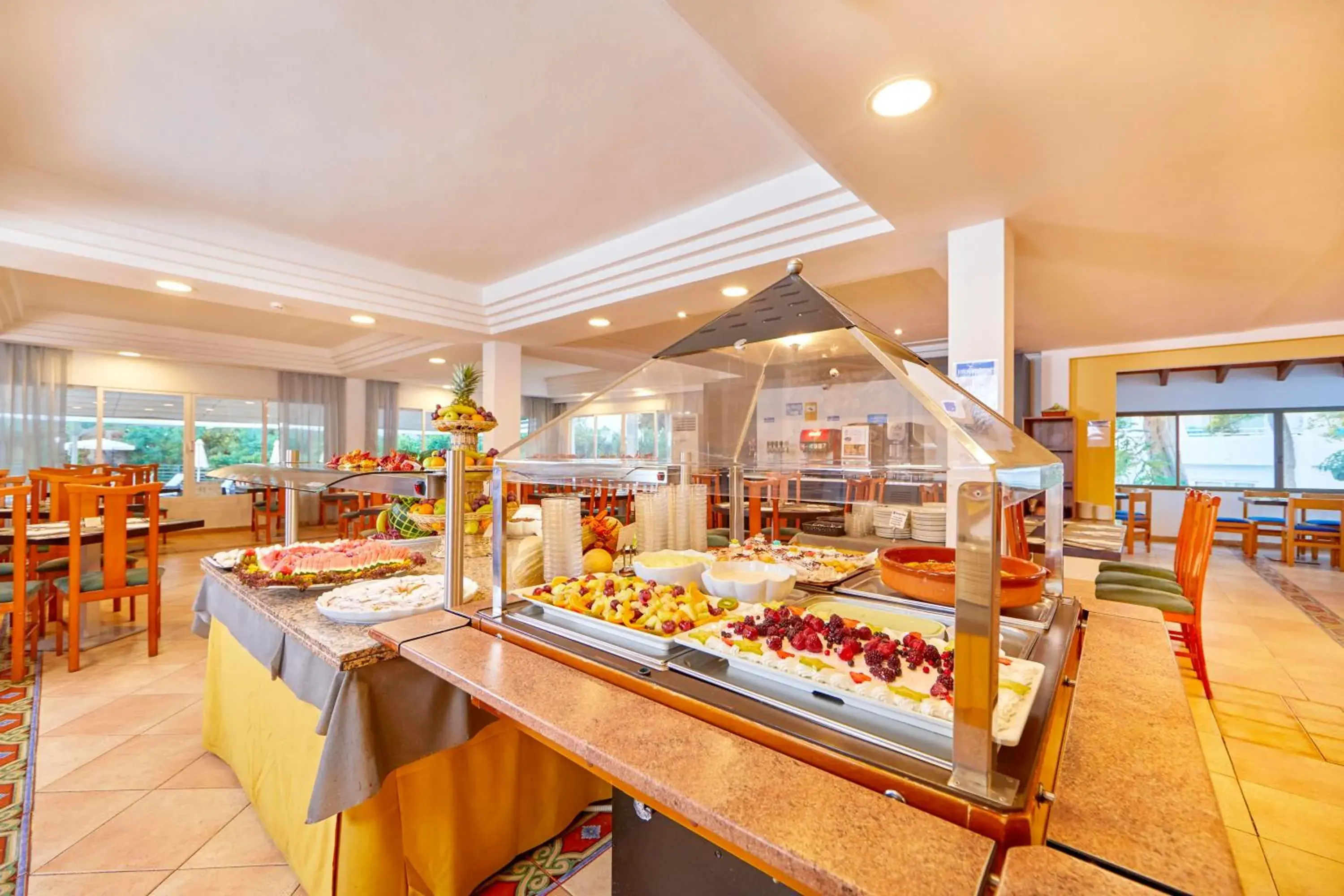 Restaurant/places to eat in Gavimar Cala Gran Hotel and Apartments Restaurant/places to eat in Gavimar Cala Gran Hotel and Apartments