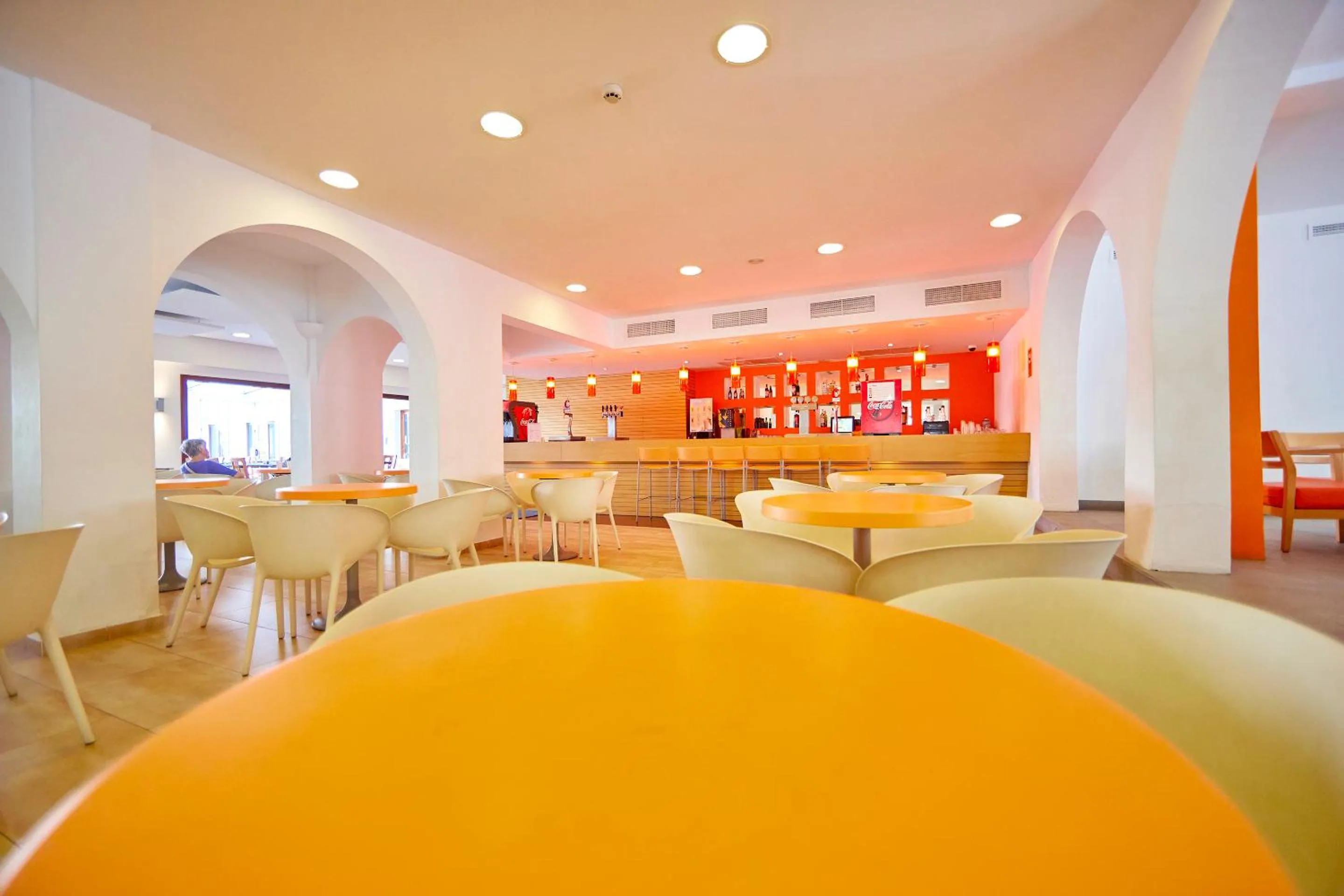 Lounge or bar in Gavimar Ariel Chico Hotel and Apartments