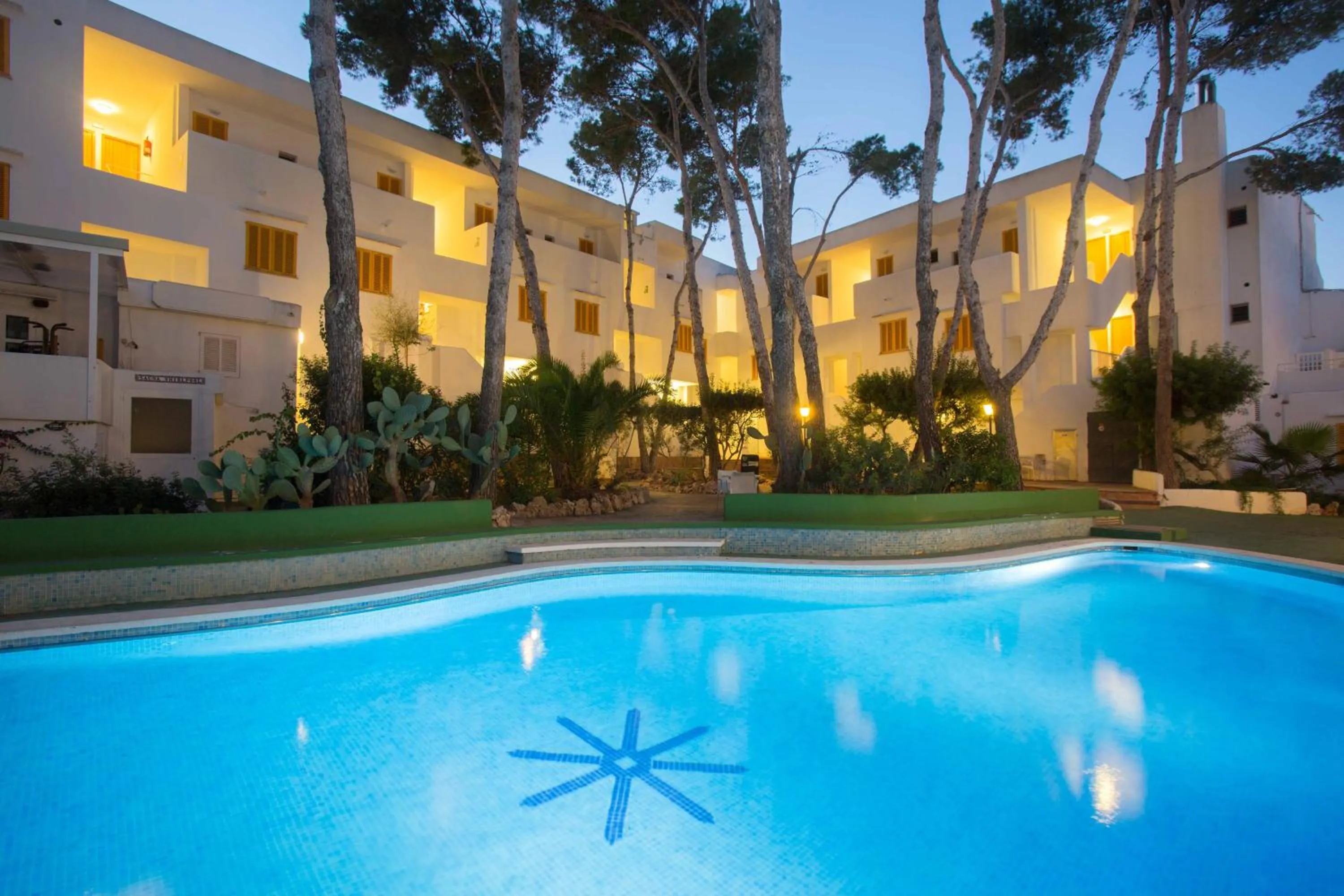 Garden in Gavimar Ariel Chico Hotel and Apartments