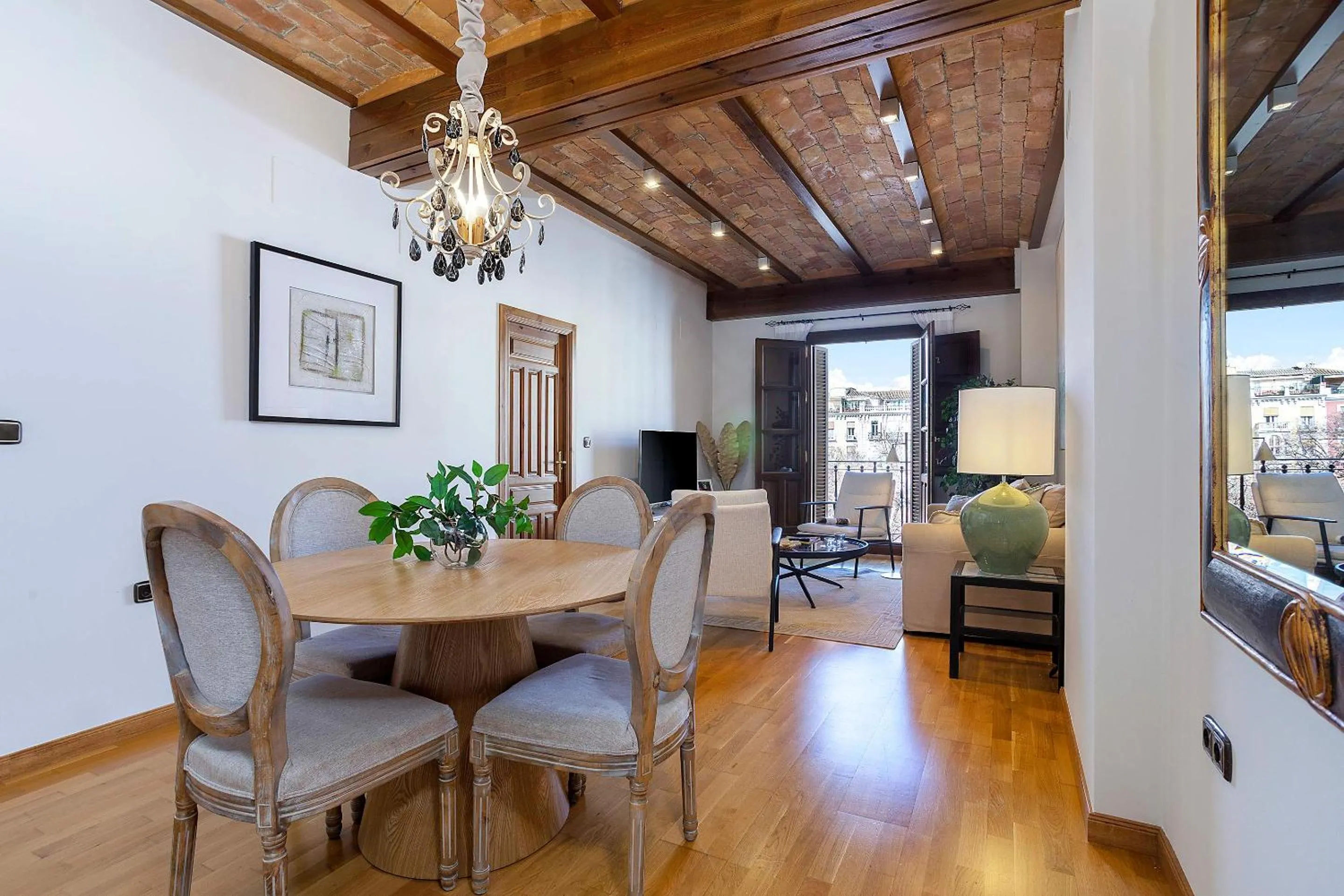Genteel Home Bib Rambla
