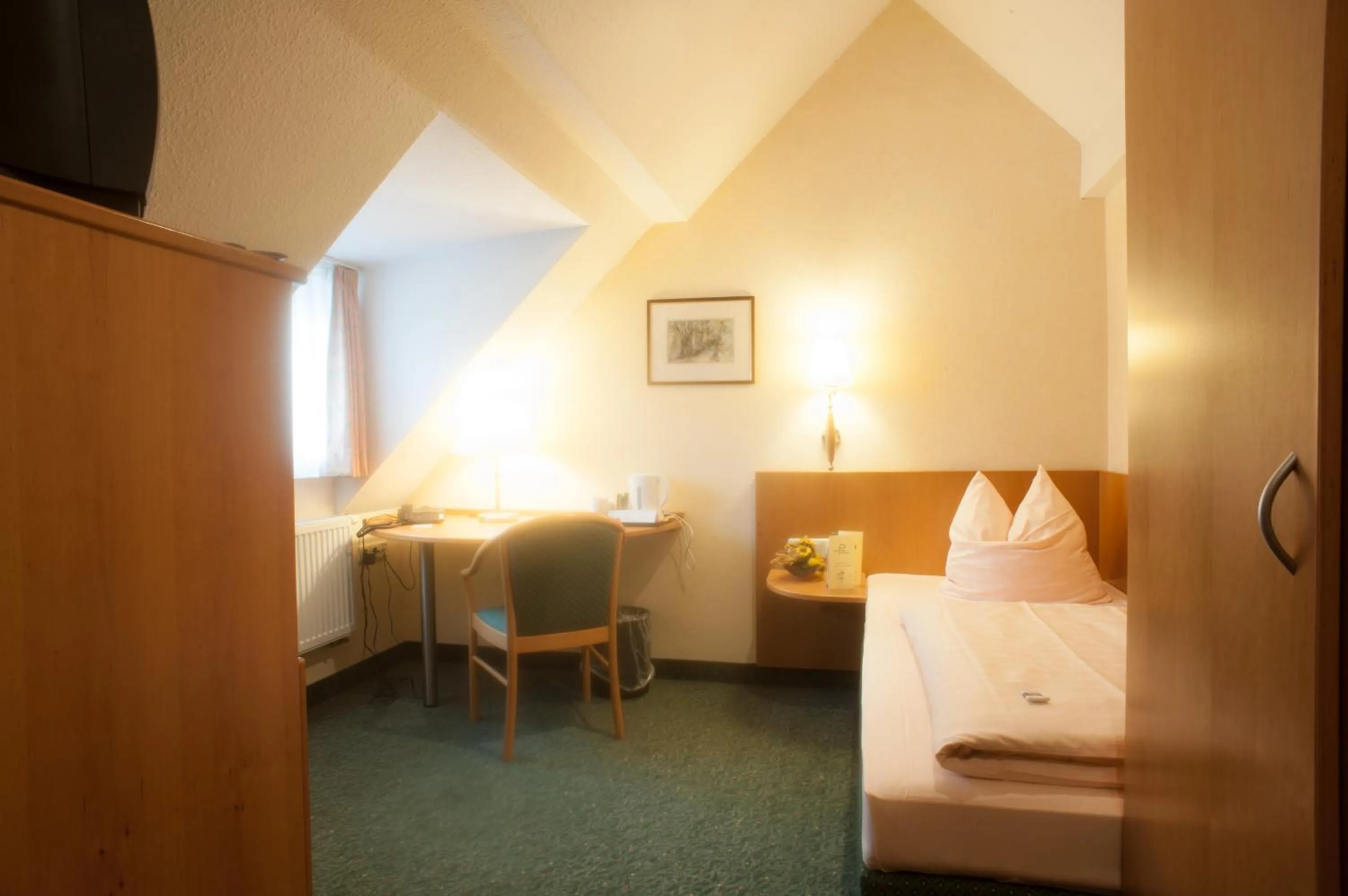 Photo of the whole room, Bed in Domizil Alte Post