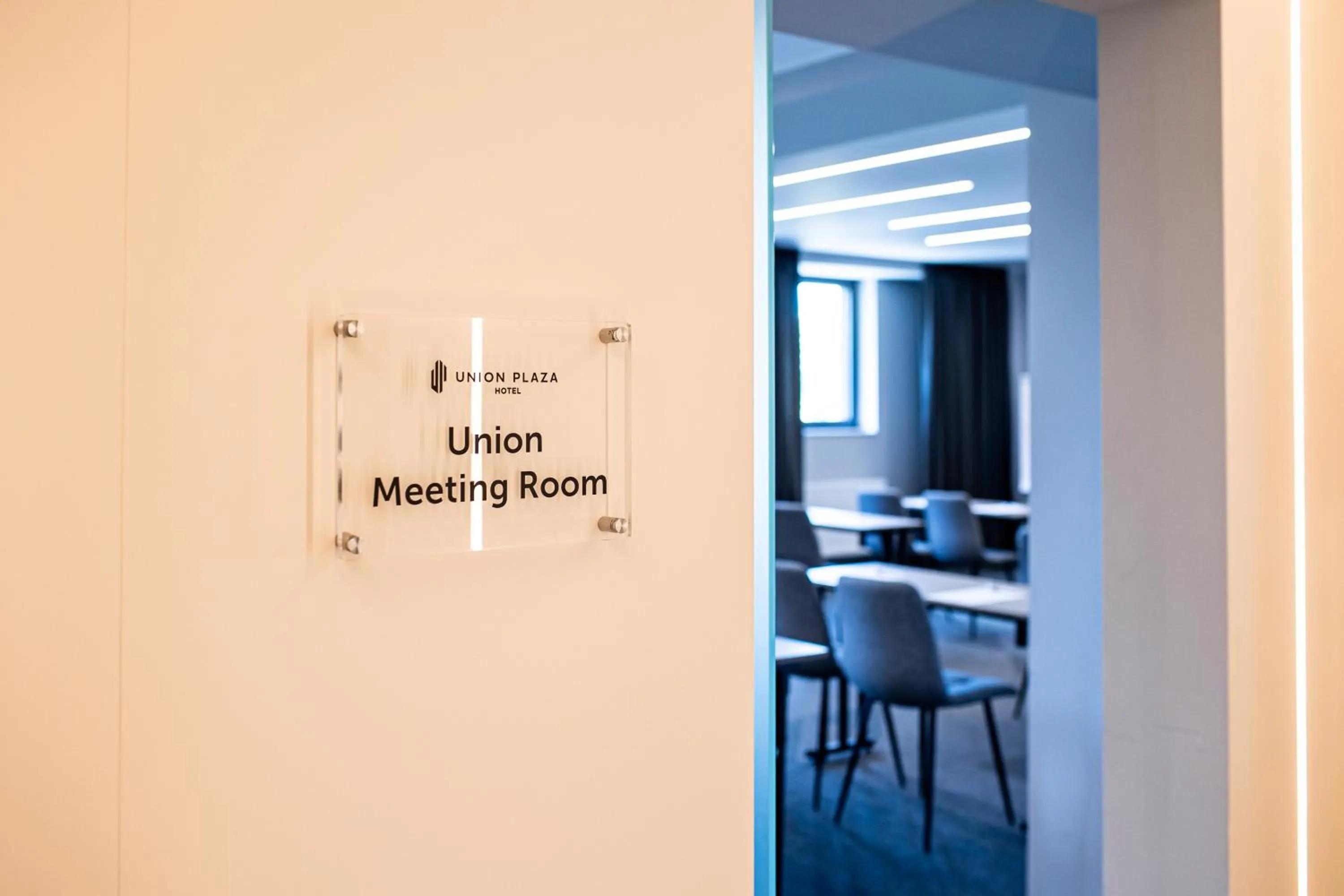 Logo/Certificate/Sign in Union Plaza Hotel