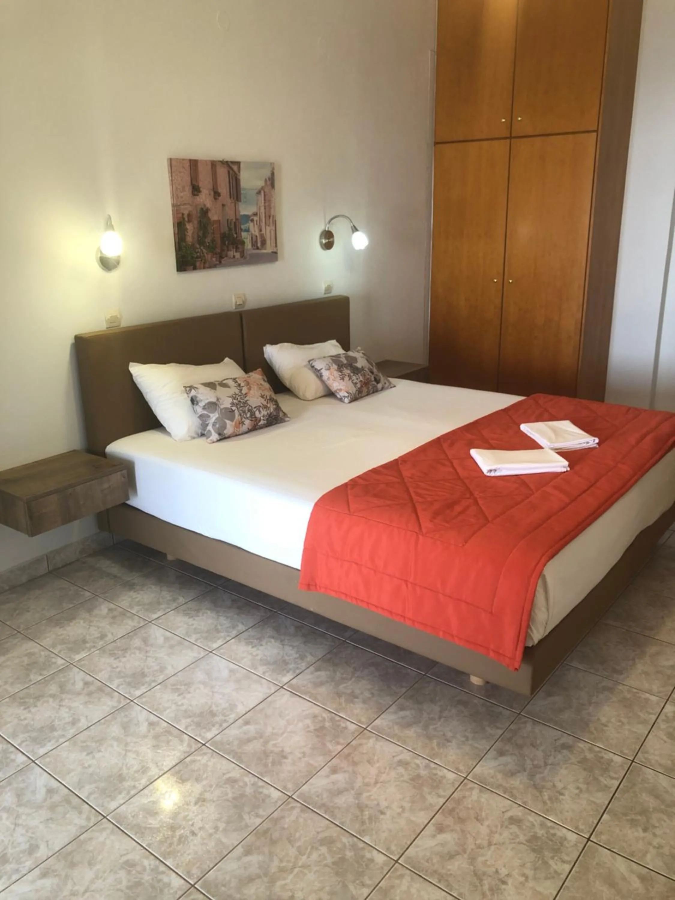 Bedroom, Bed in Chrisanthi Studios & Apartments