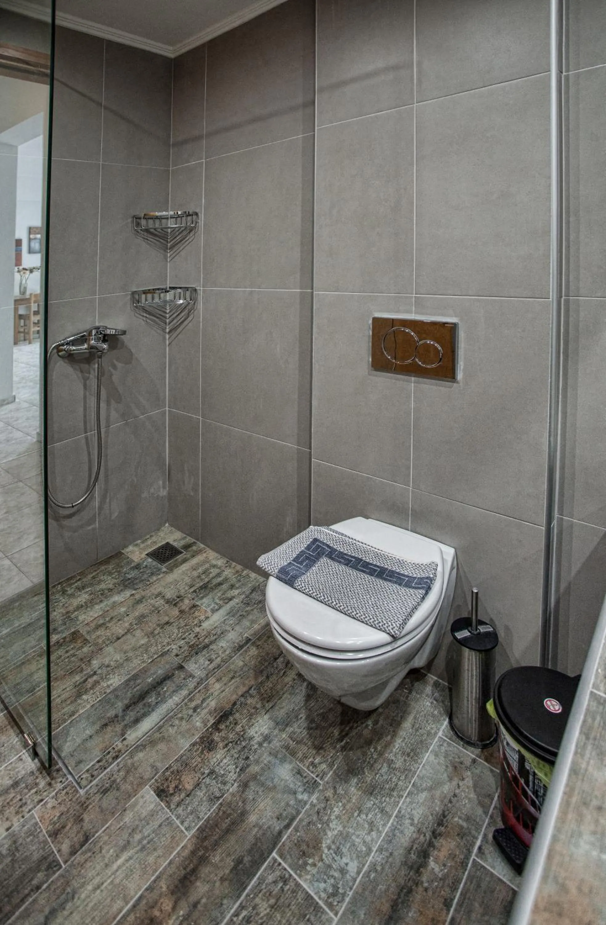 Bathroom in Chrisanthi Studios & Apartments