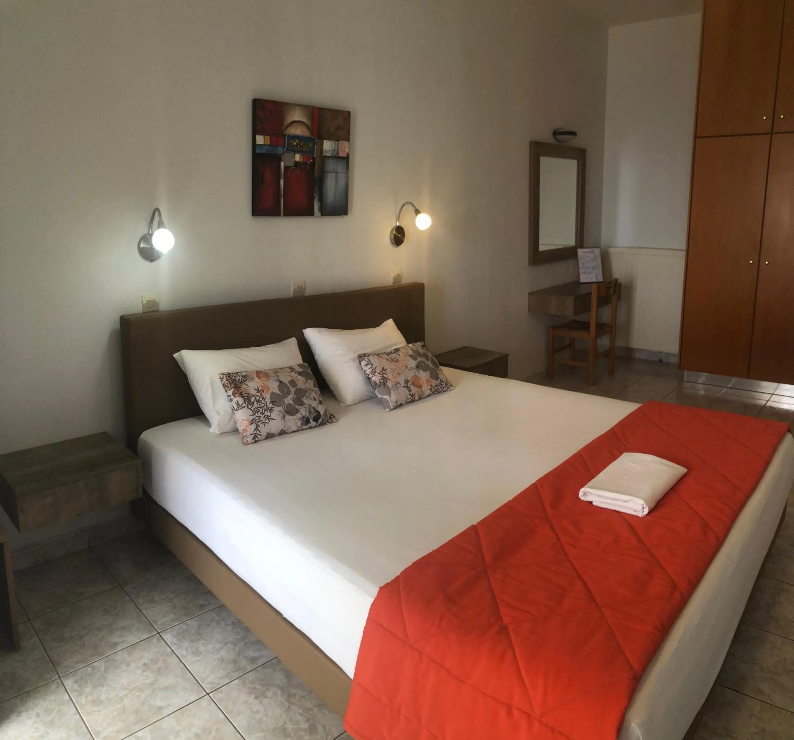 Bedroom, Bed in Chrisanthi Studios & Apartments