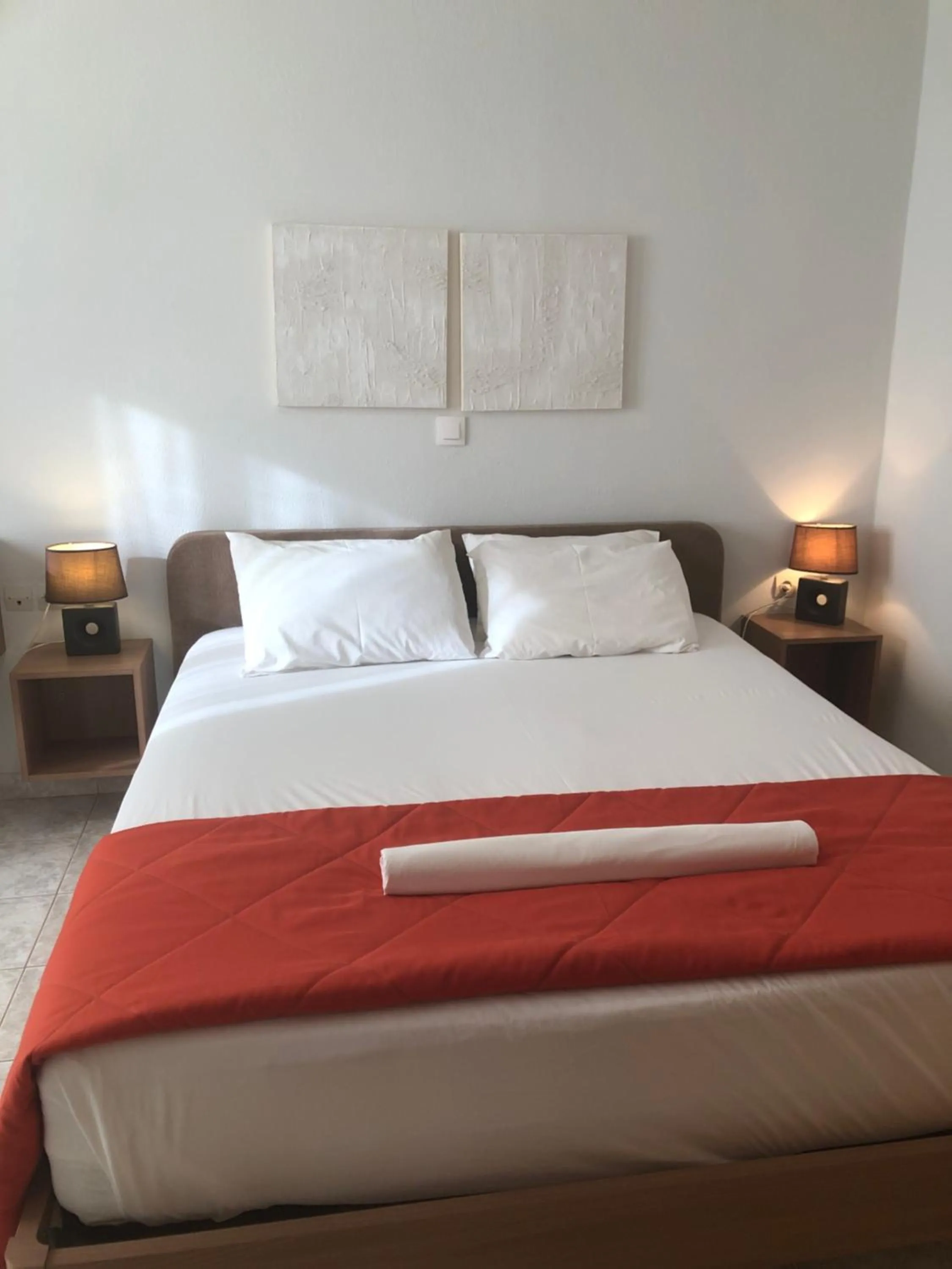 Bed in Chrisanthi Studios & Apartments