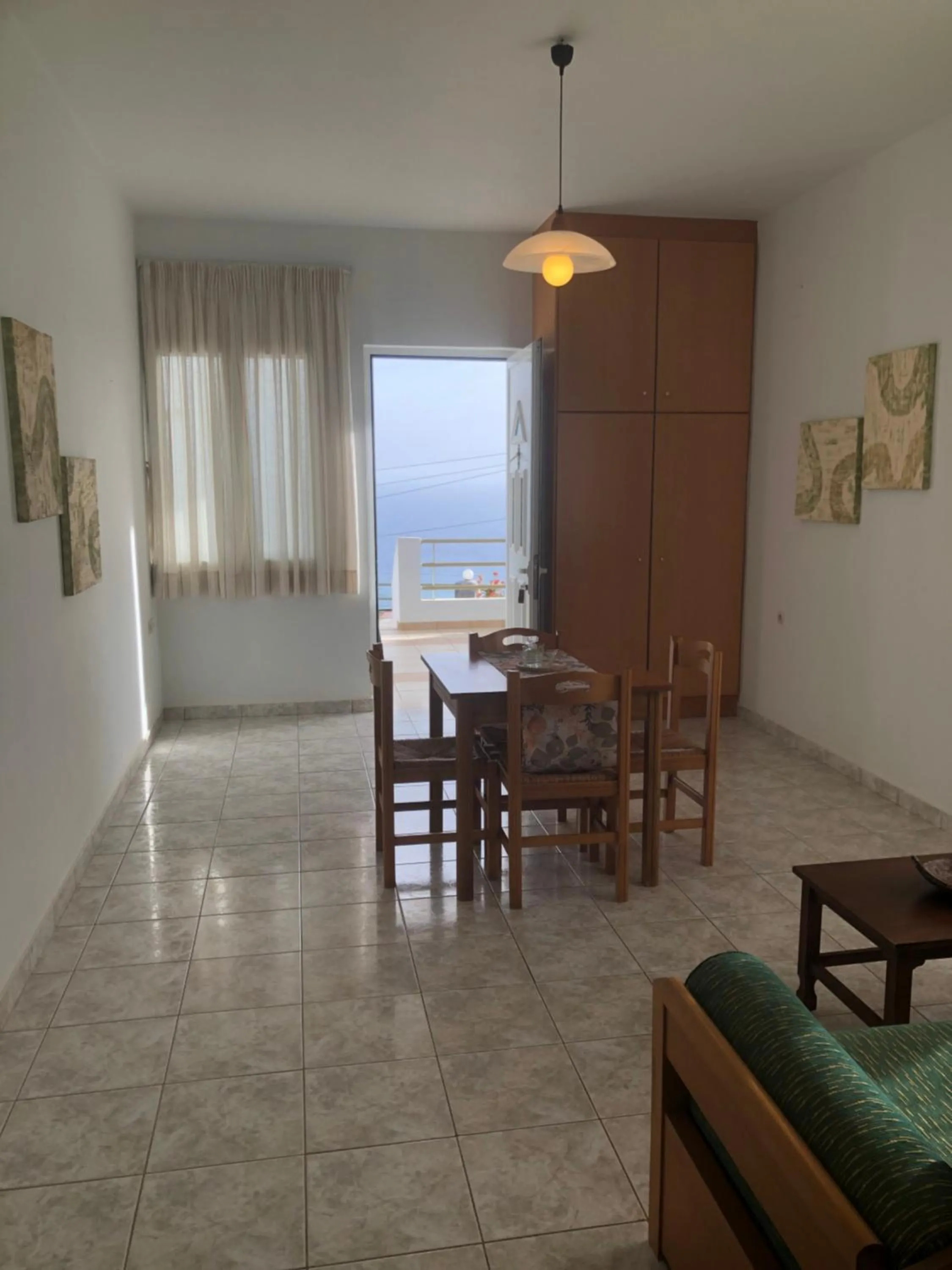 Chrisanthi Studios & Apartments