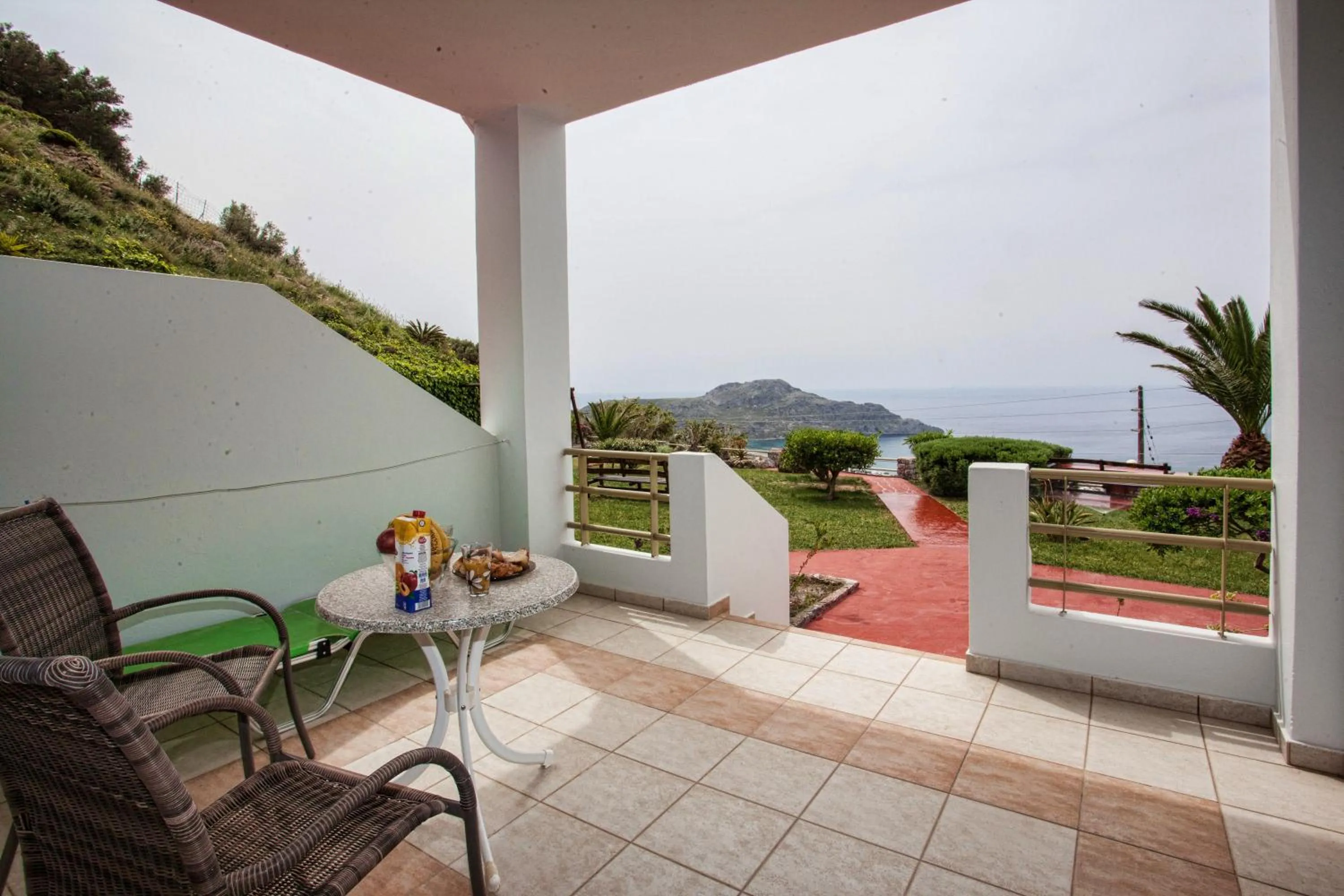 Balcony/Terrace in Chrisanthi Studios & Apartments