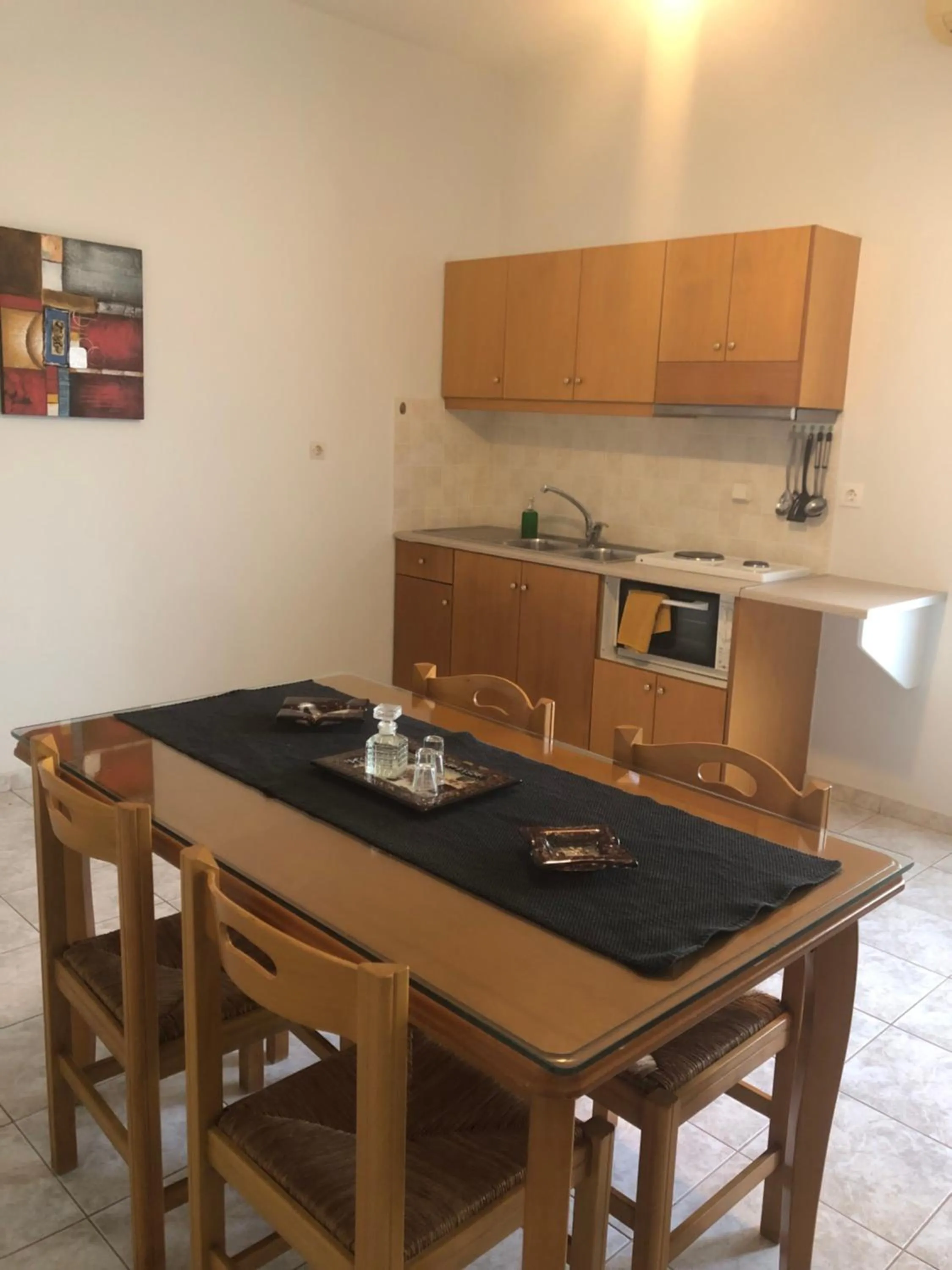 Chrisanthi Studios & Apartments