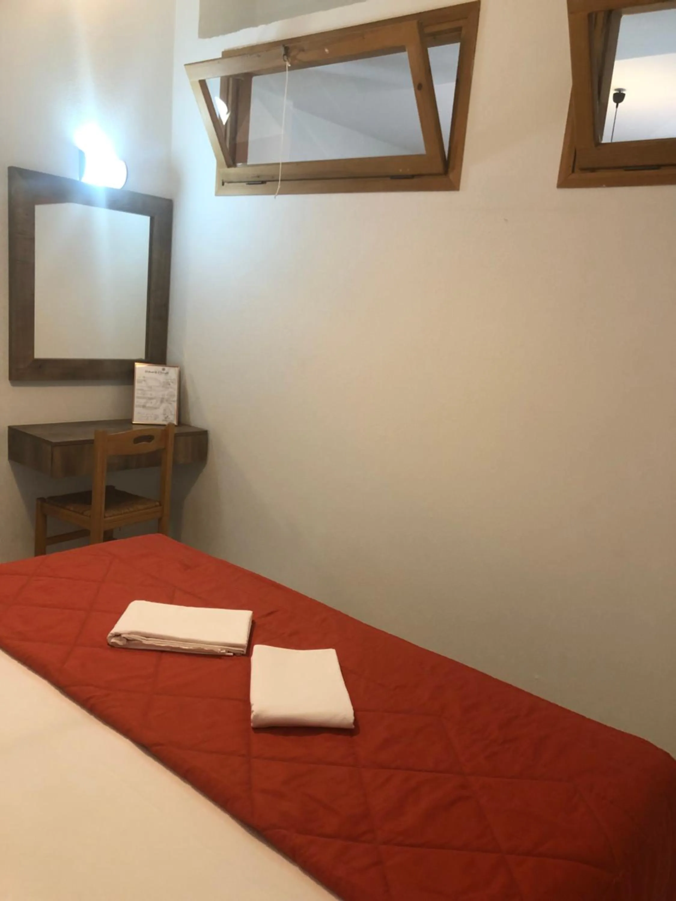 Bed in Chrisanthi Studios & Apartments