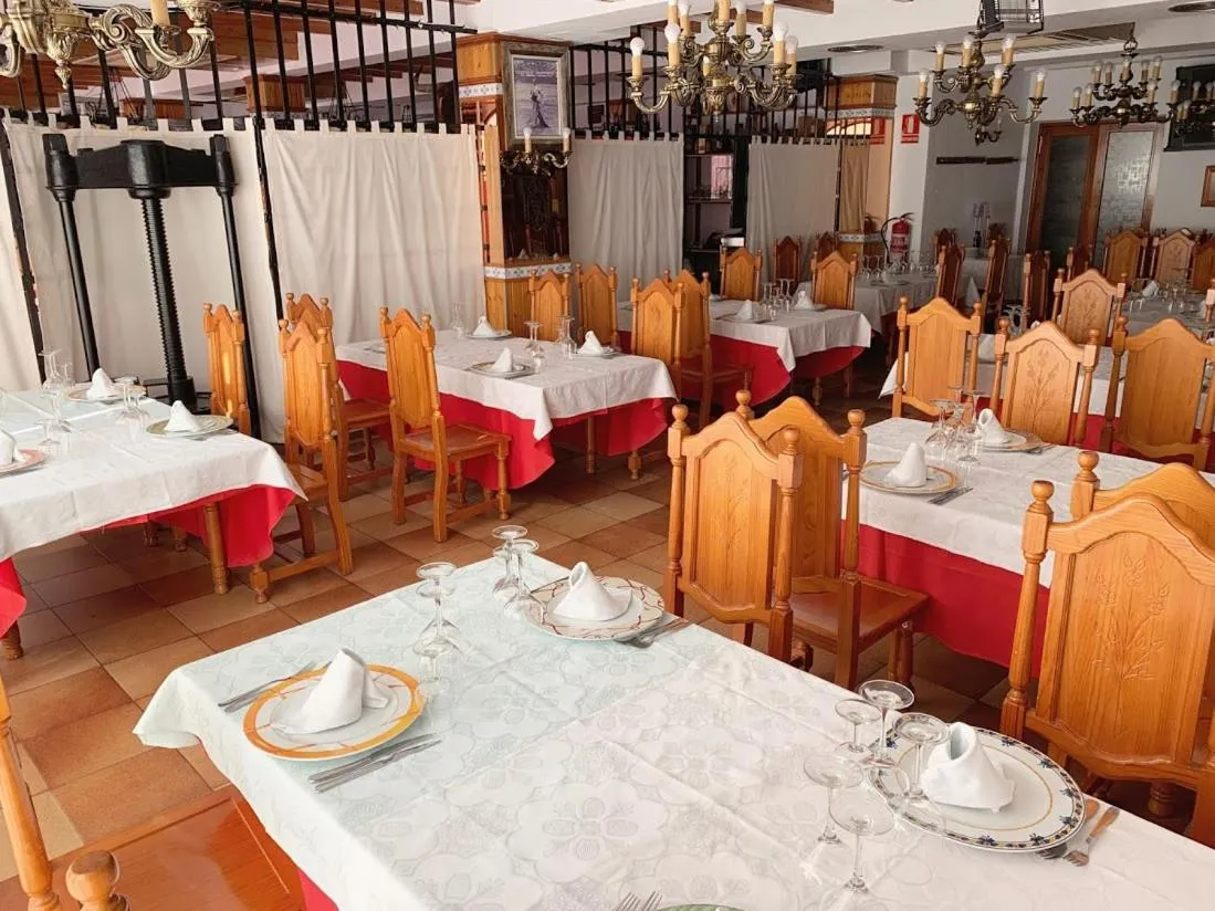 Restaurant/places to eat in Hotel Flor de la Mancha