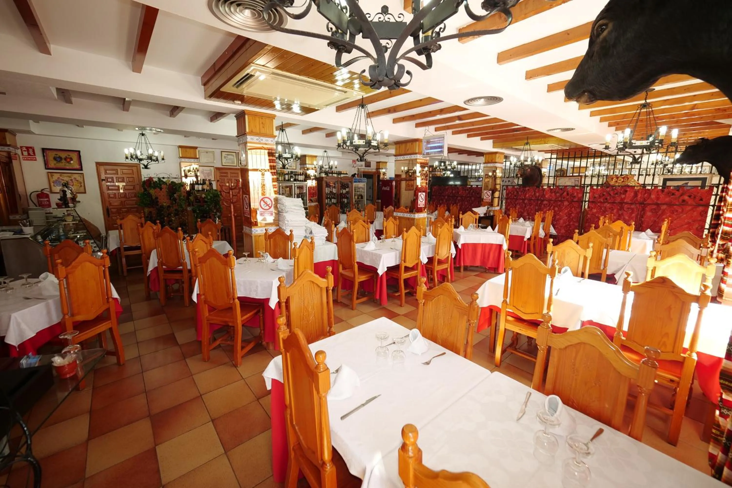 Restaurant/places to eat in Hotel Flor de la Mancha