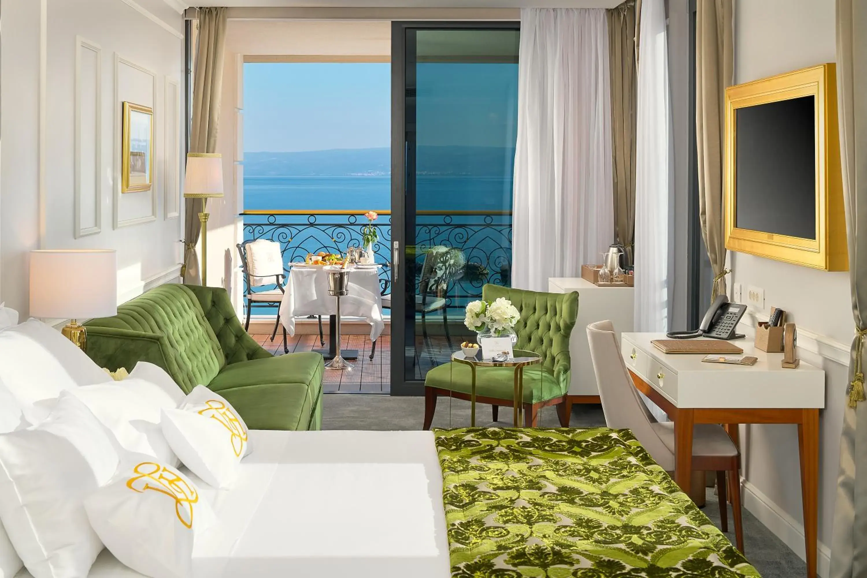 Bed in Hotel Villa Harmony Bed in Hotel Villa Harmony