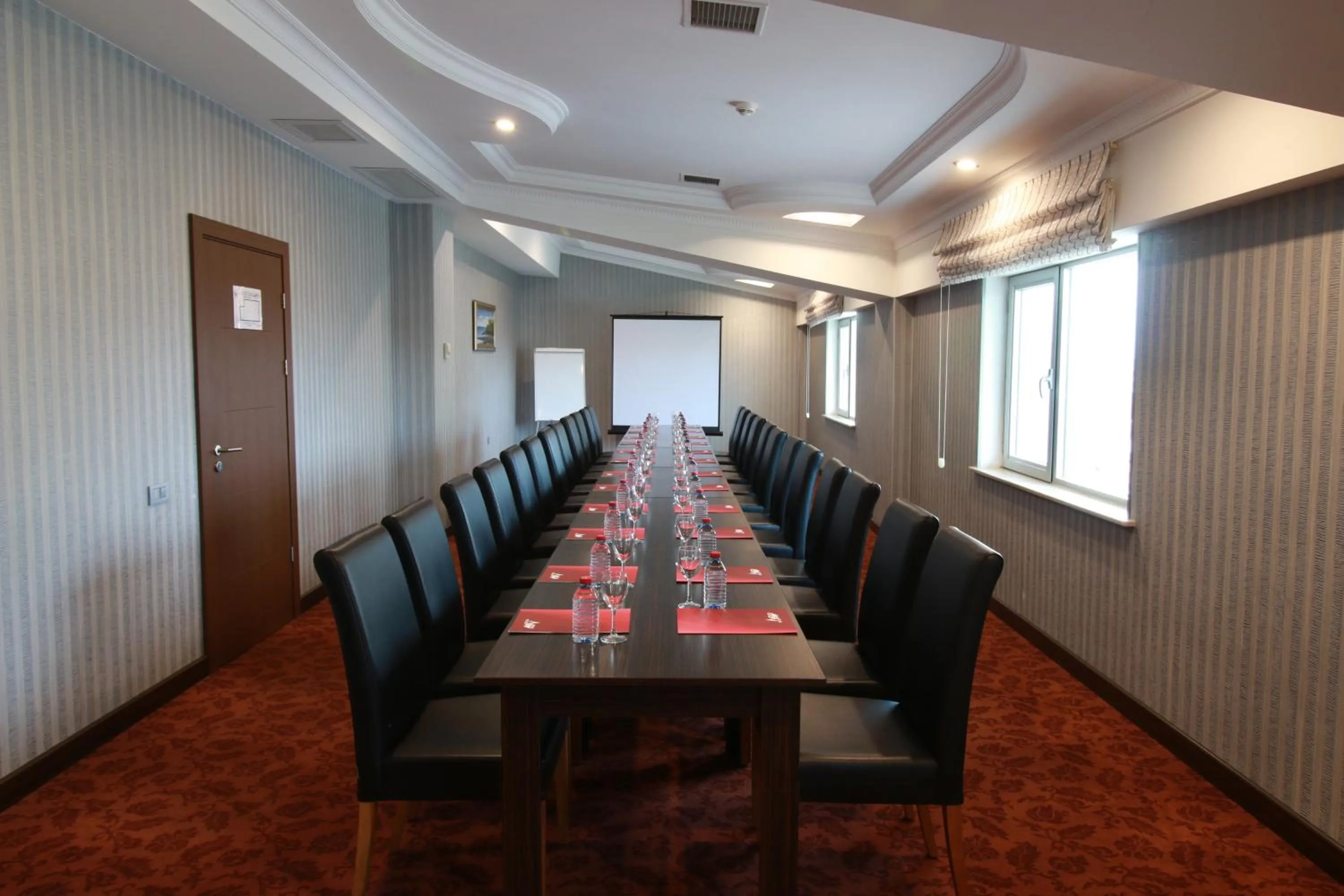 Meeting/conference room in New Baku Hotel