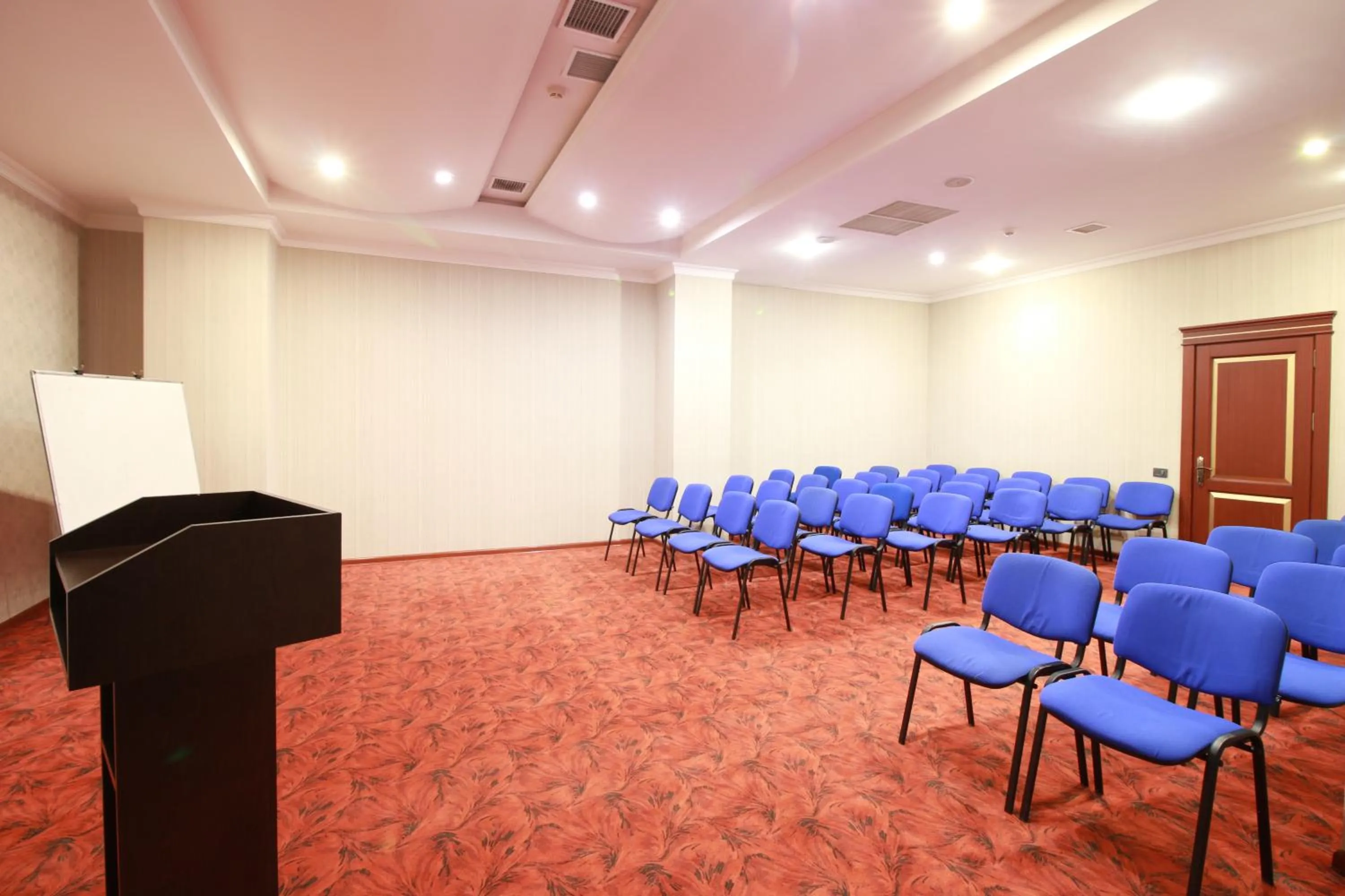 Meeting/conference room in New Baku Hotel