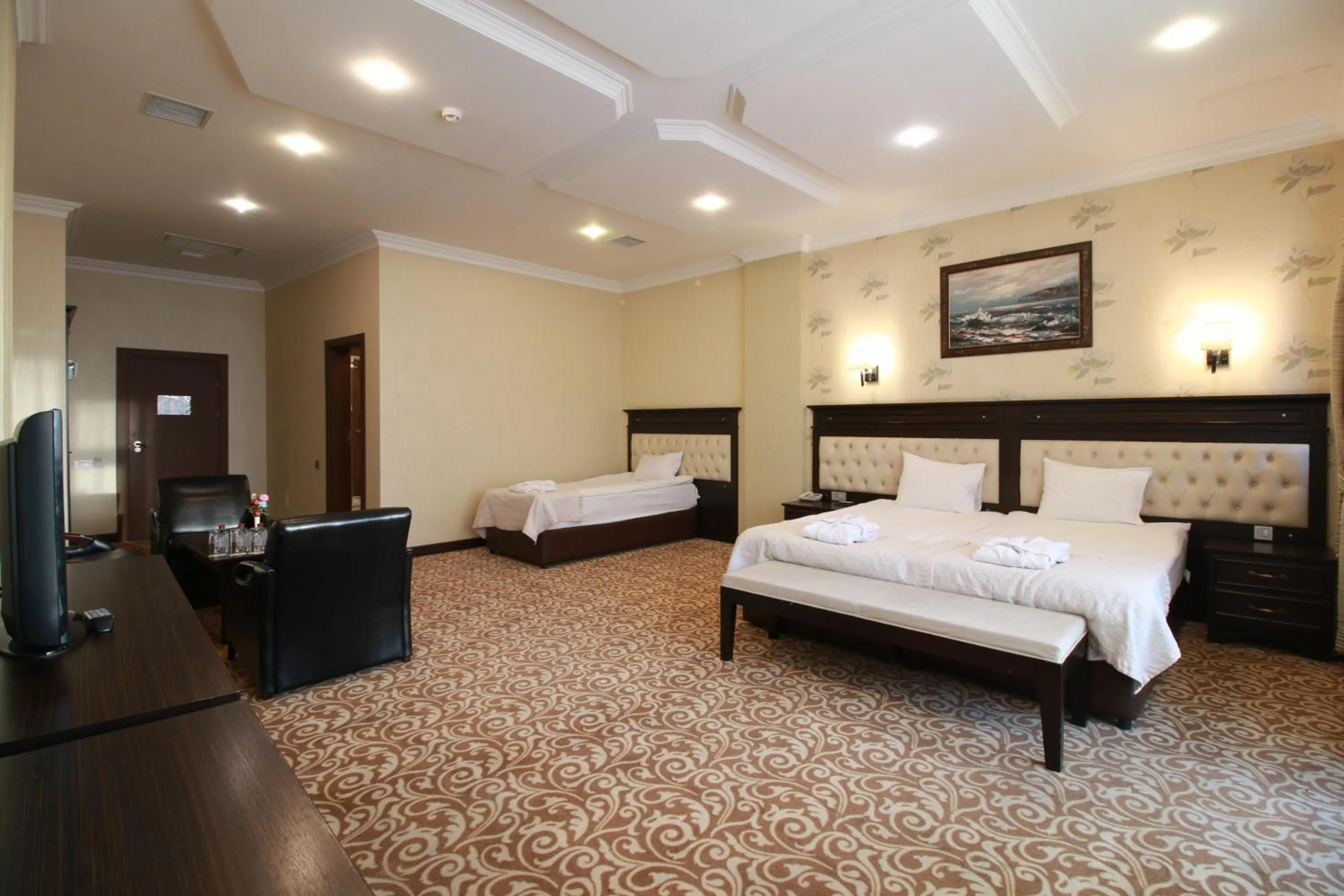 Photo of the whole room in New Baku Hotel