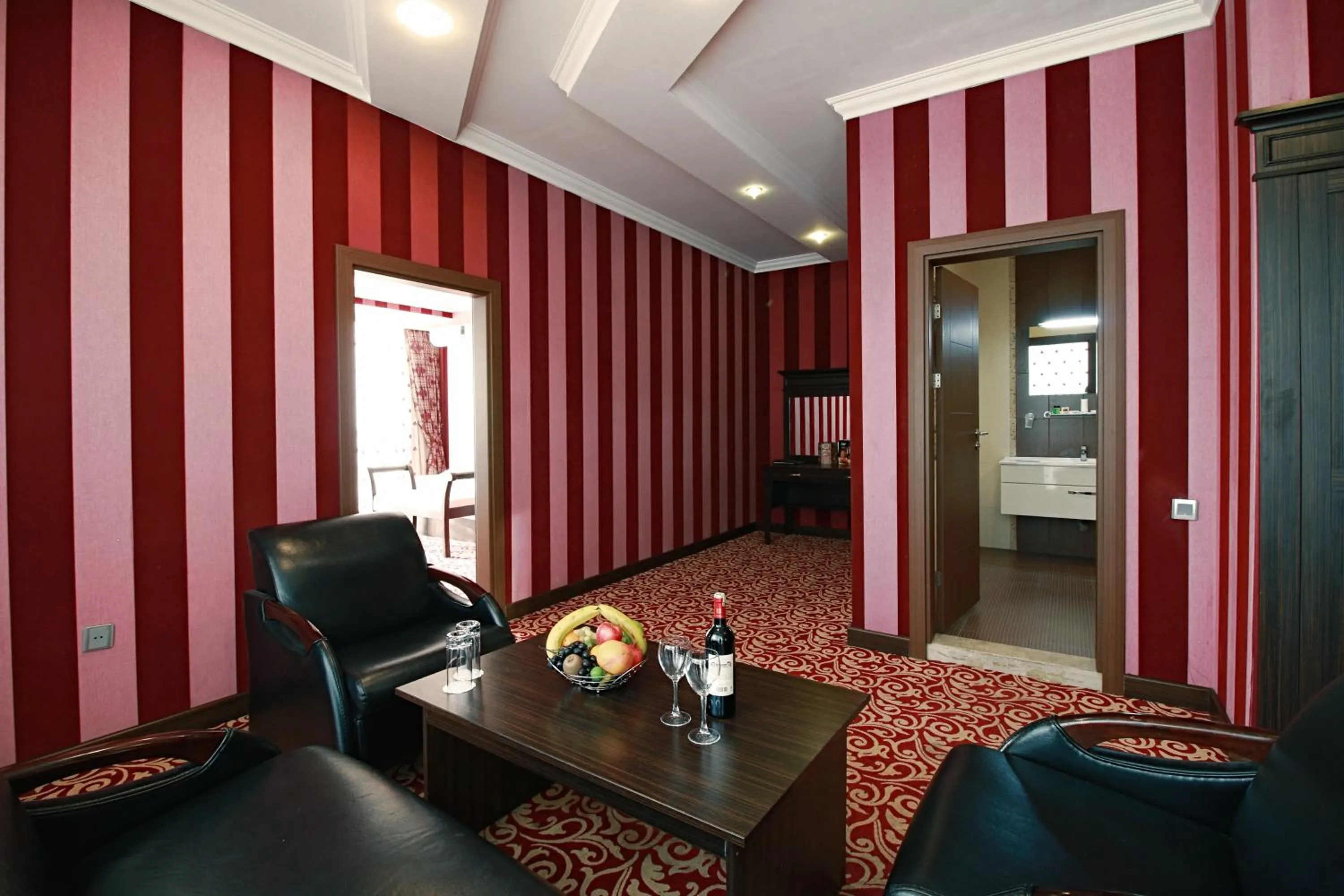 Photo of the whole room in New Baku Hotel