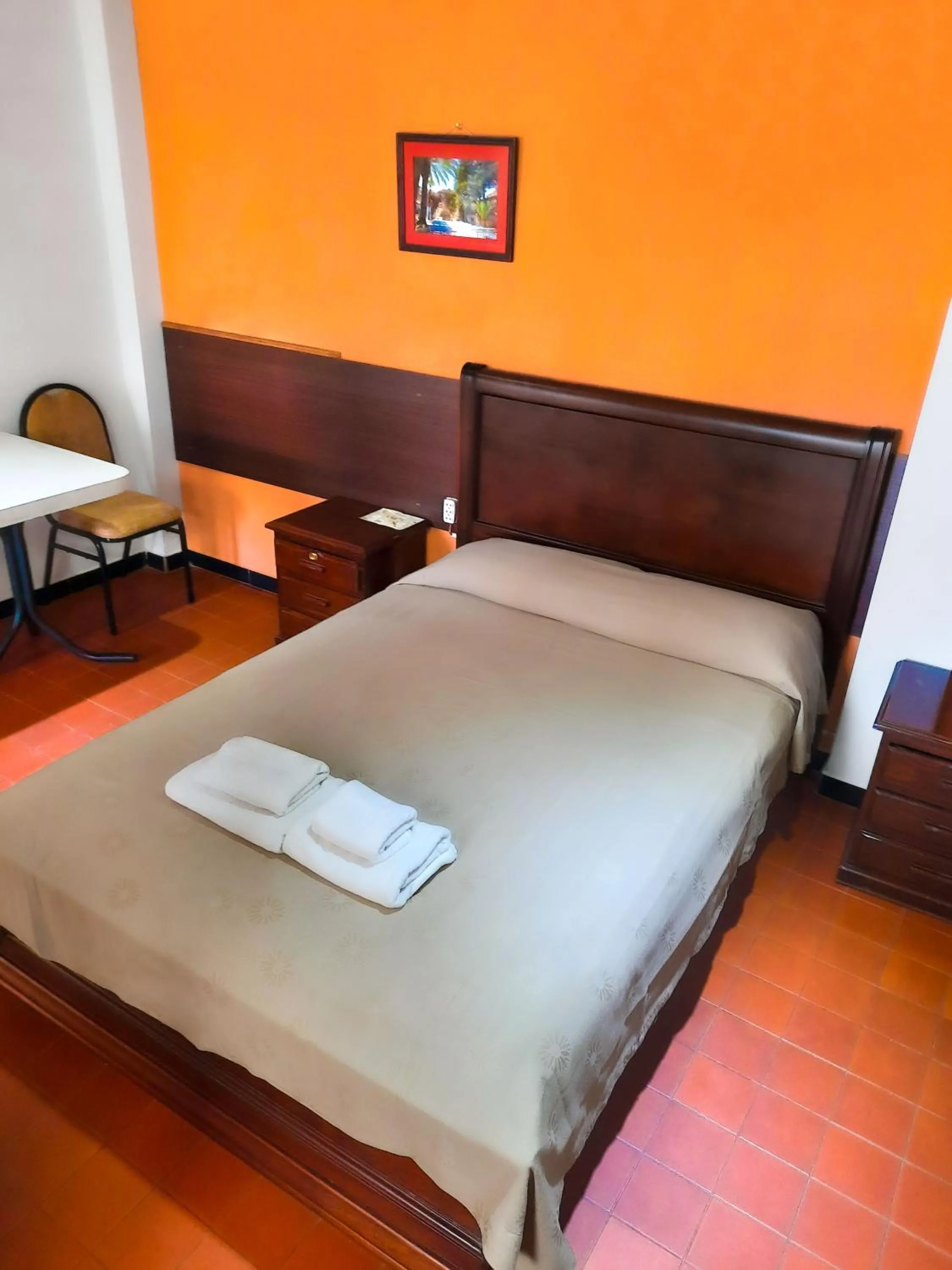 Bed in Cittadella Hostal