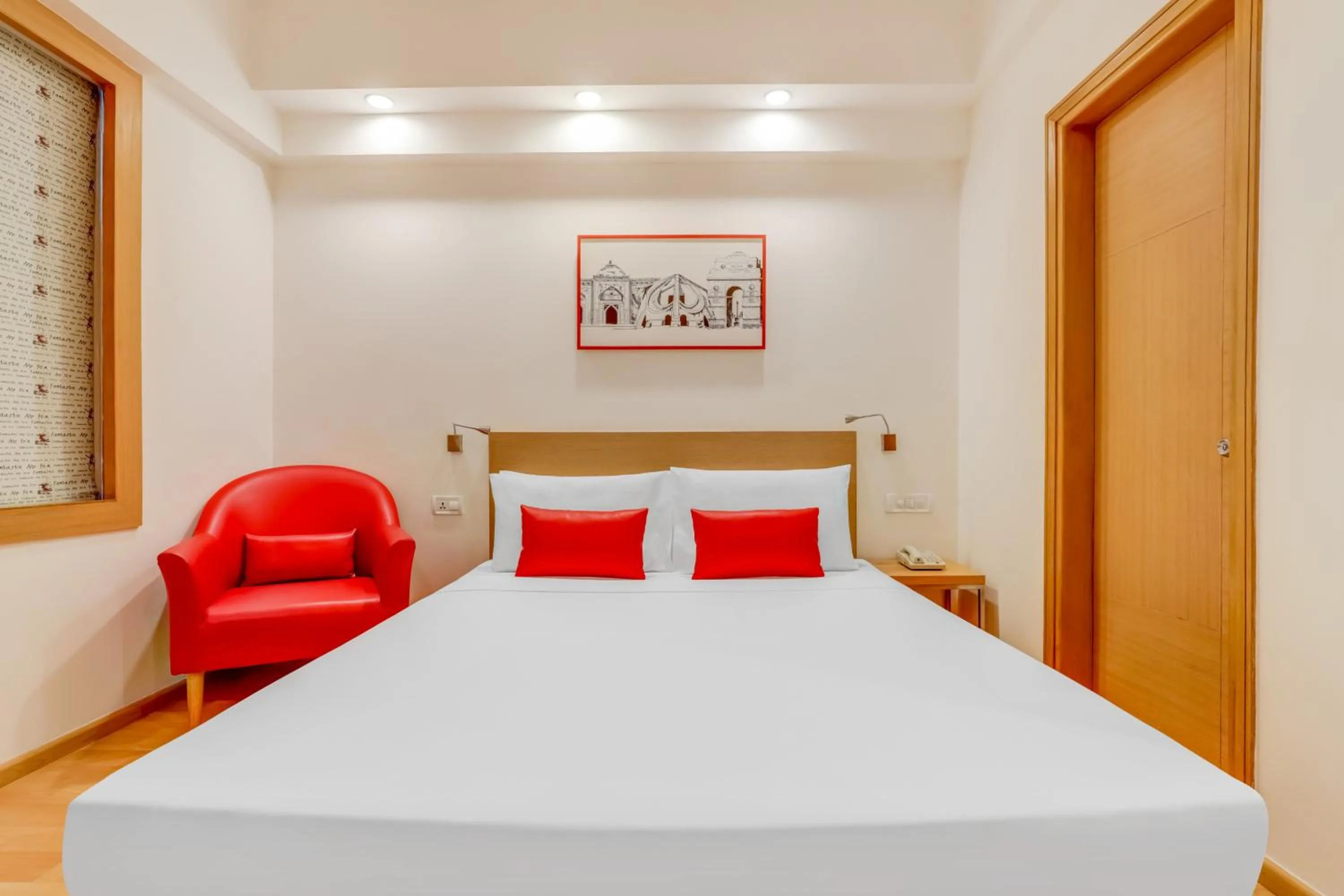 Bed in Red Fox by Lemon Tree Hotels, Delhi Airport