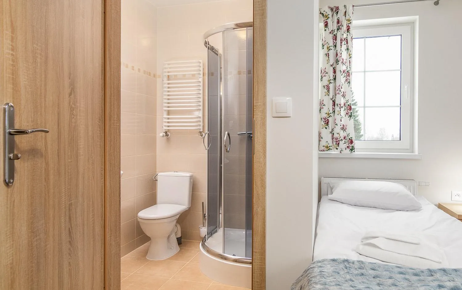 Shower, Bed in Róża Sudetów