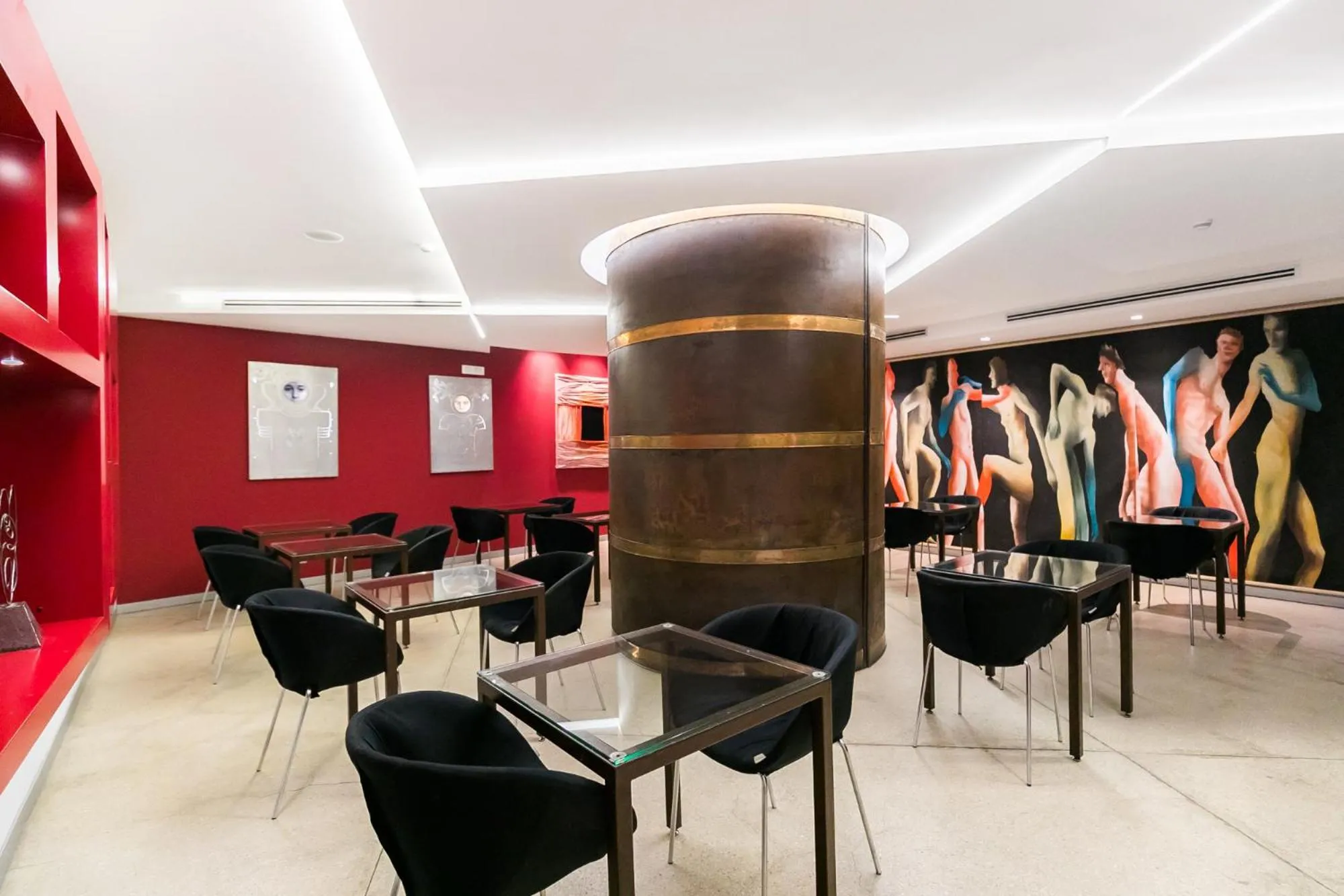 Restaurant/places to eat in Hotel La Rovere