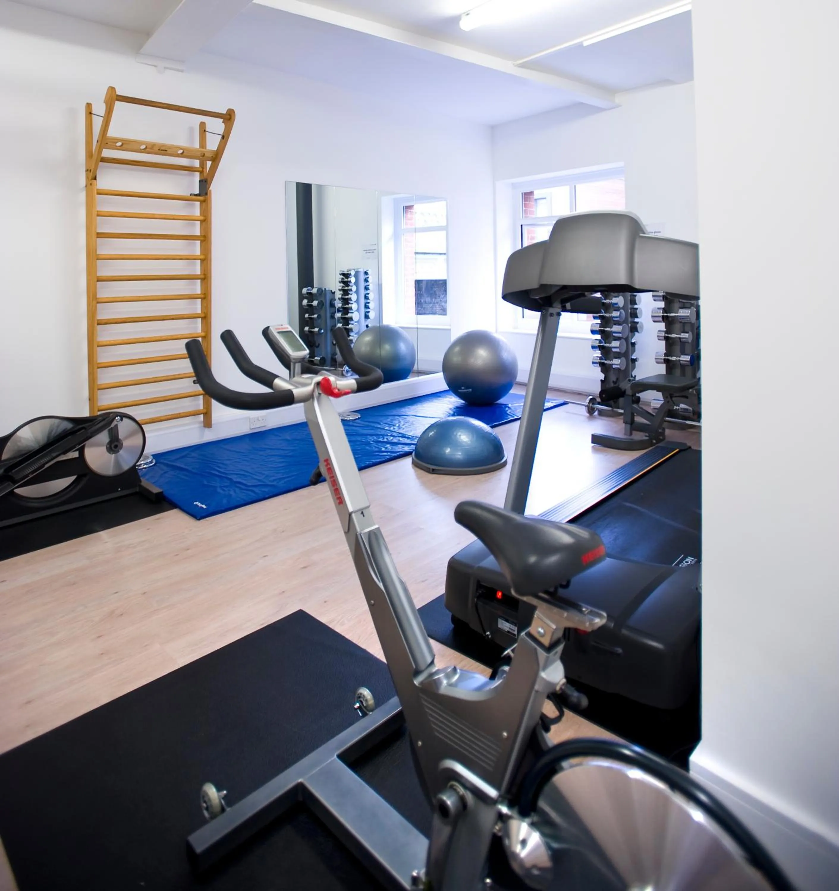 Fitness centre/facilities in The Rosebery by Supercity Aparthotels