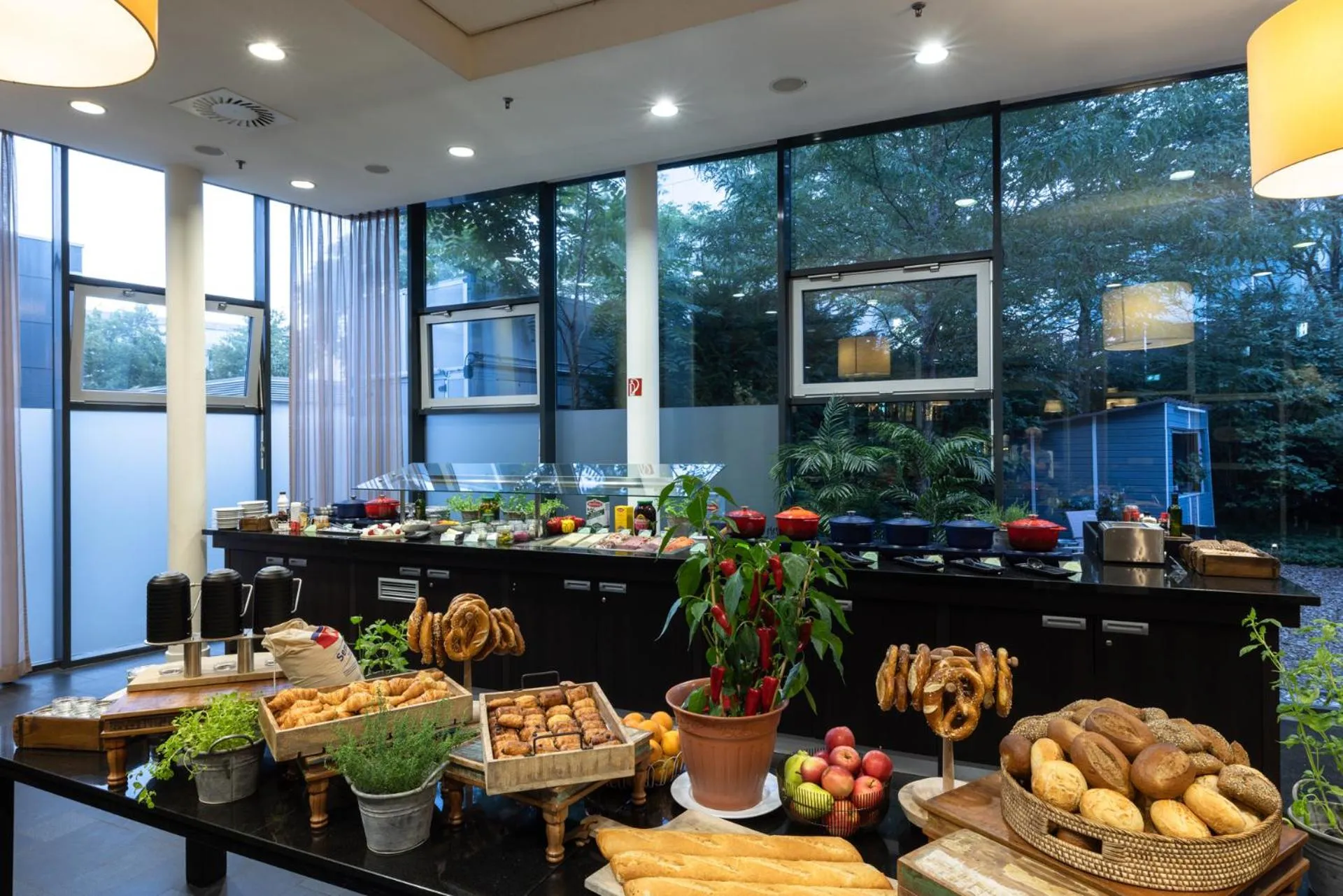 Breakfast in The Rilano Hotel München