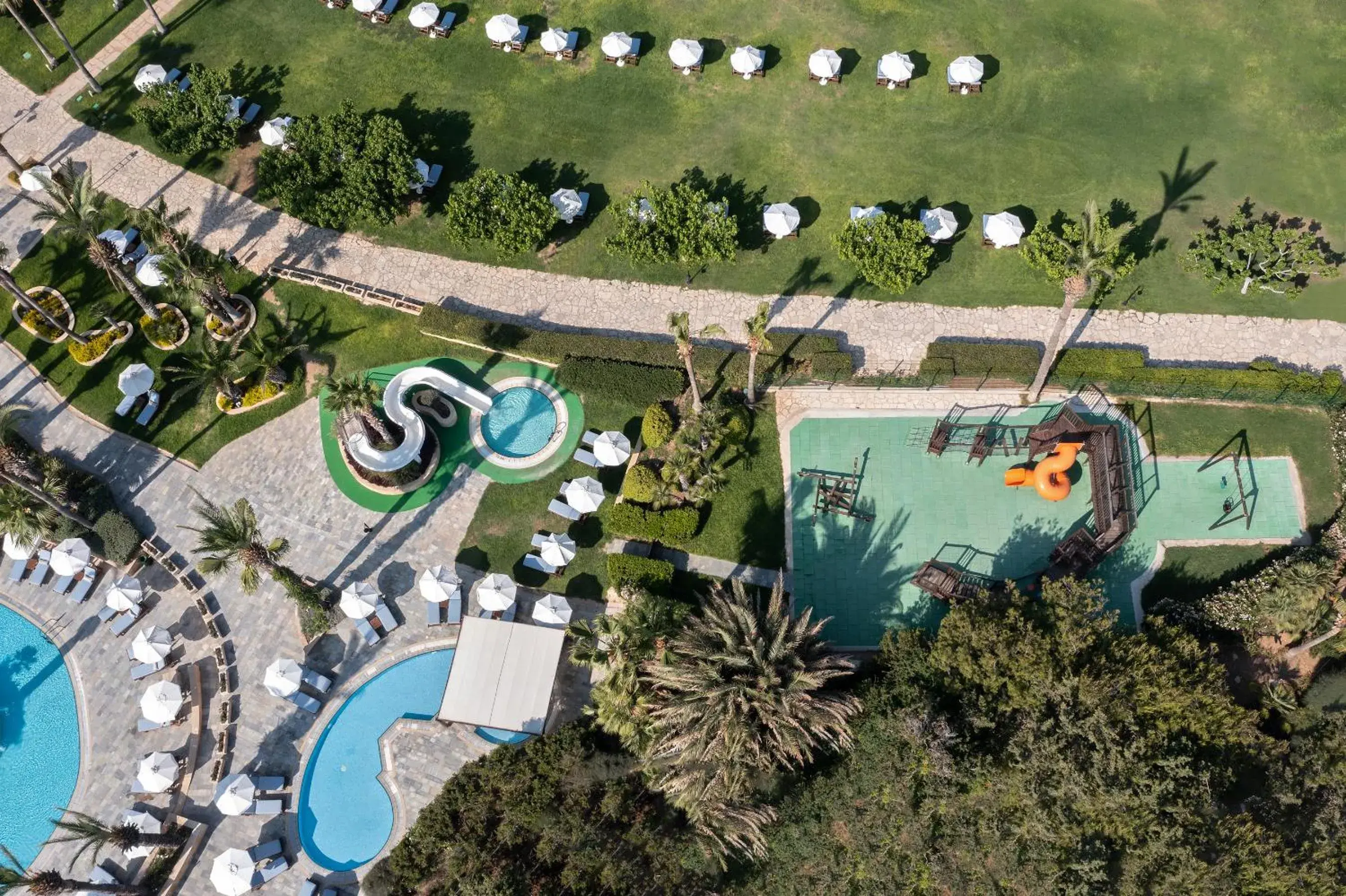 Property building in Elysium Property building in Elysium