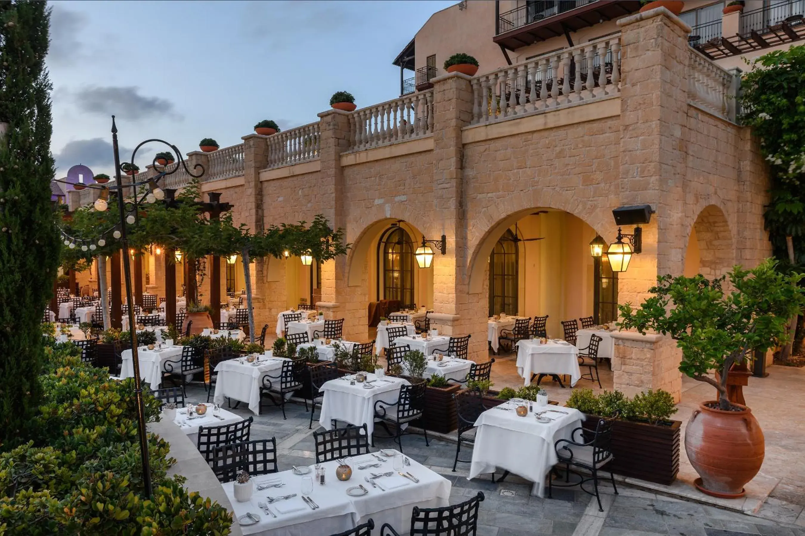 Restaurant/places to eat in Elysium Restaurant/places to eat in Elysium