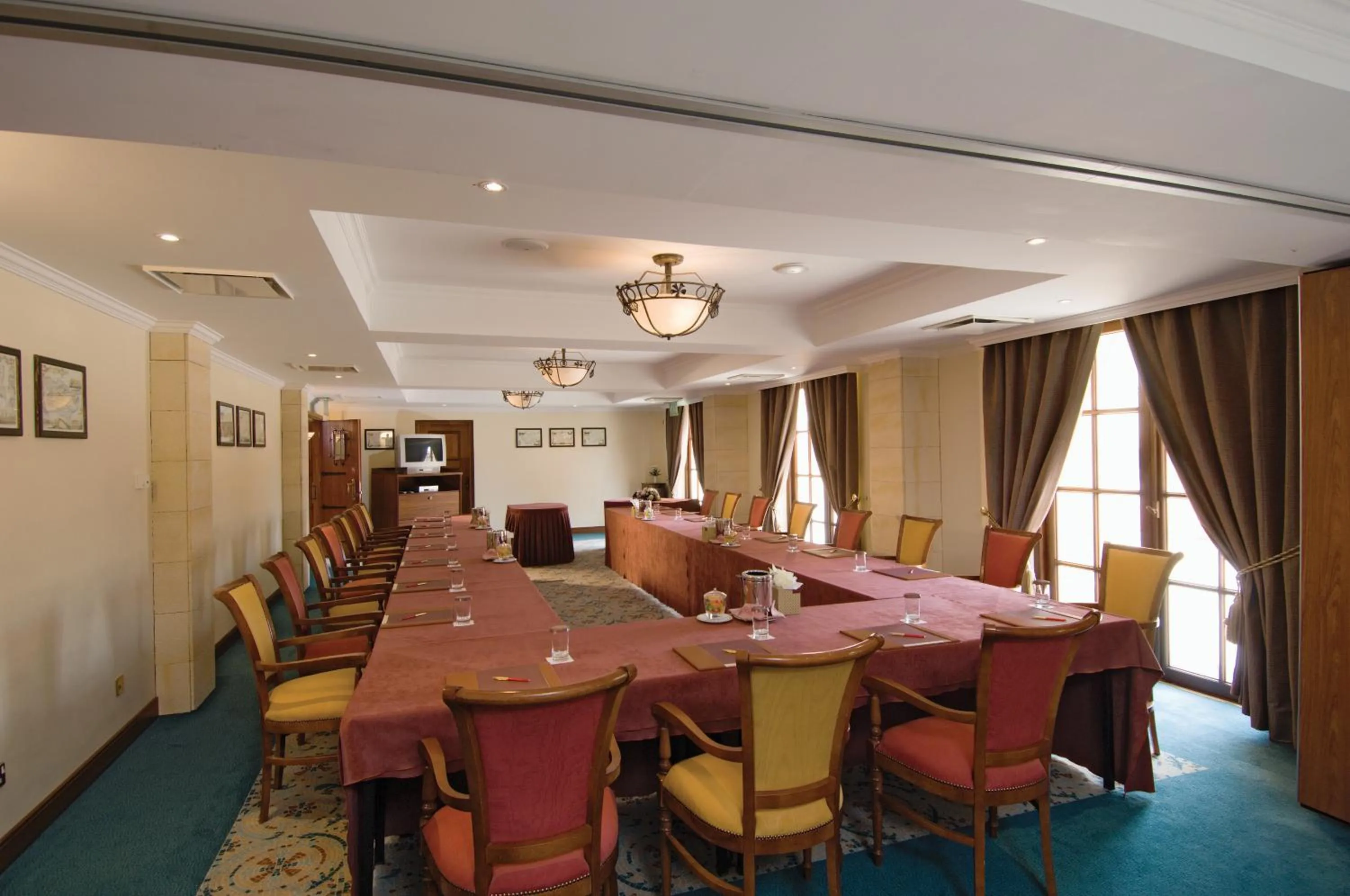 Banquet/Function facilities in Elysium