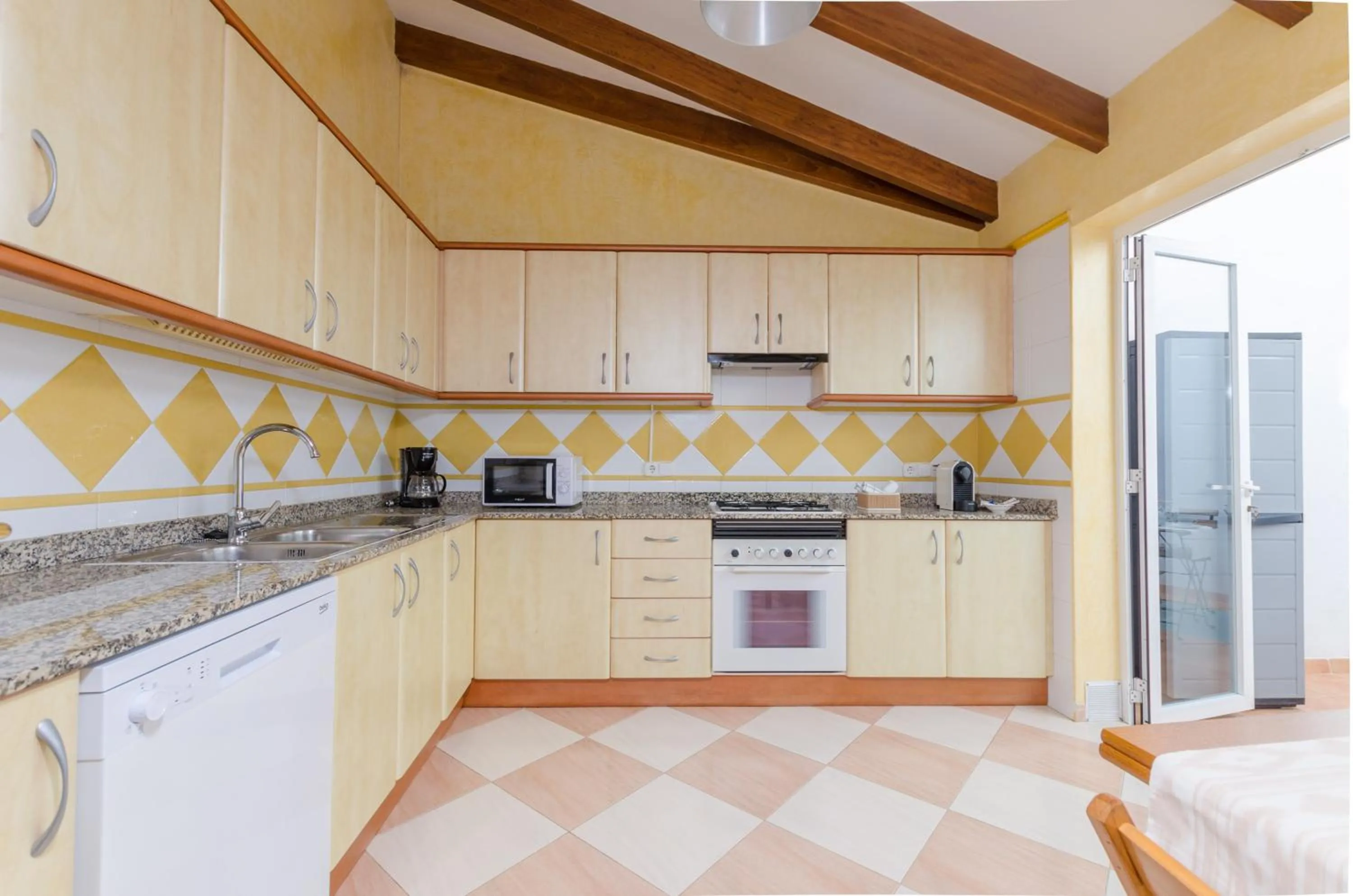 Kitchen or kitchenette in Roser -Roser De Artà-