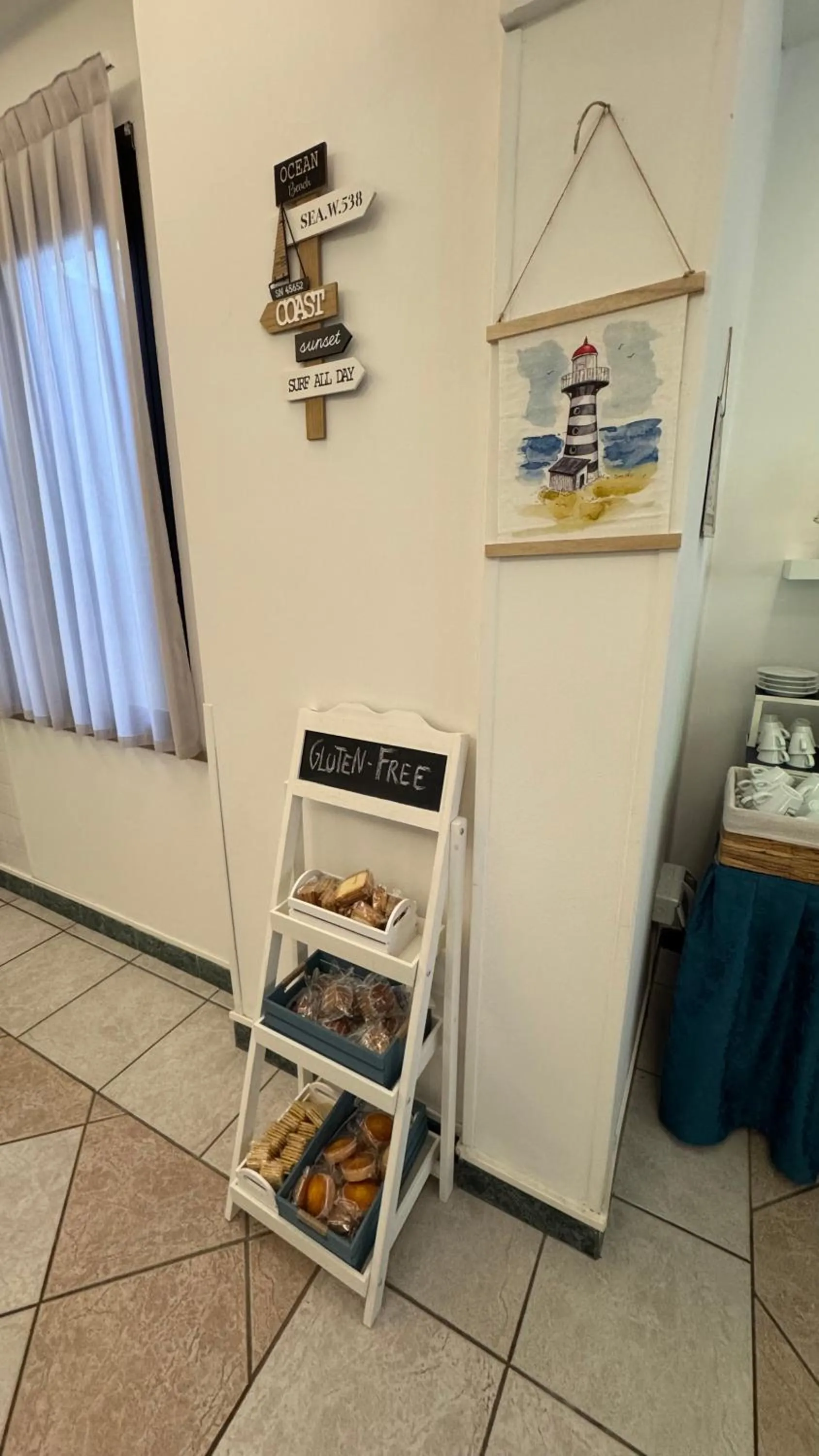 Breakfast in Hotel Oltremar B&B