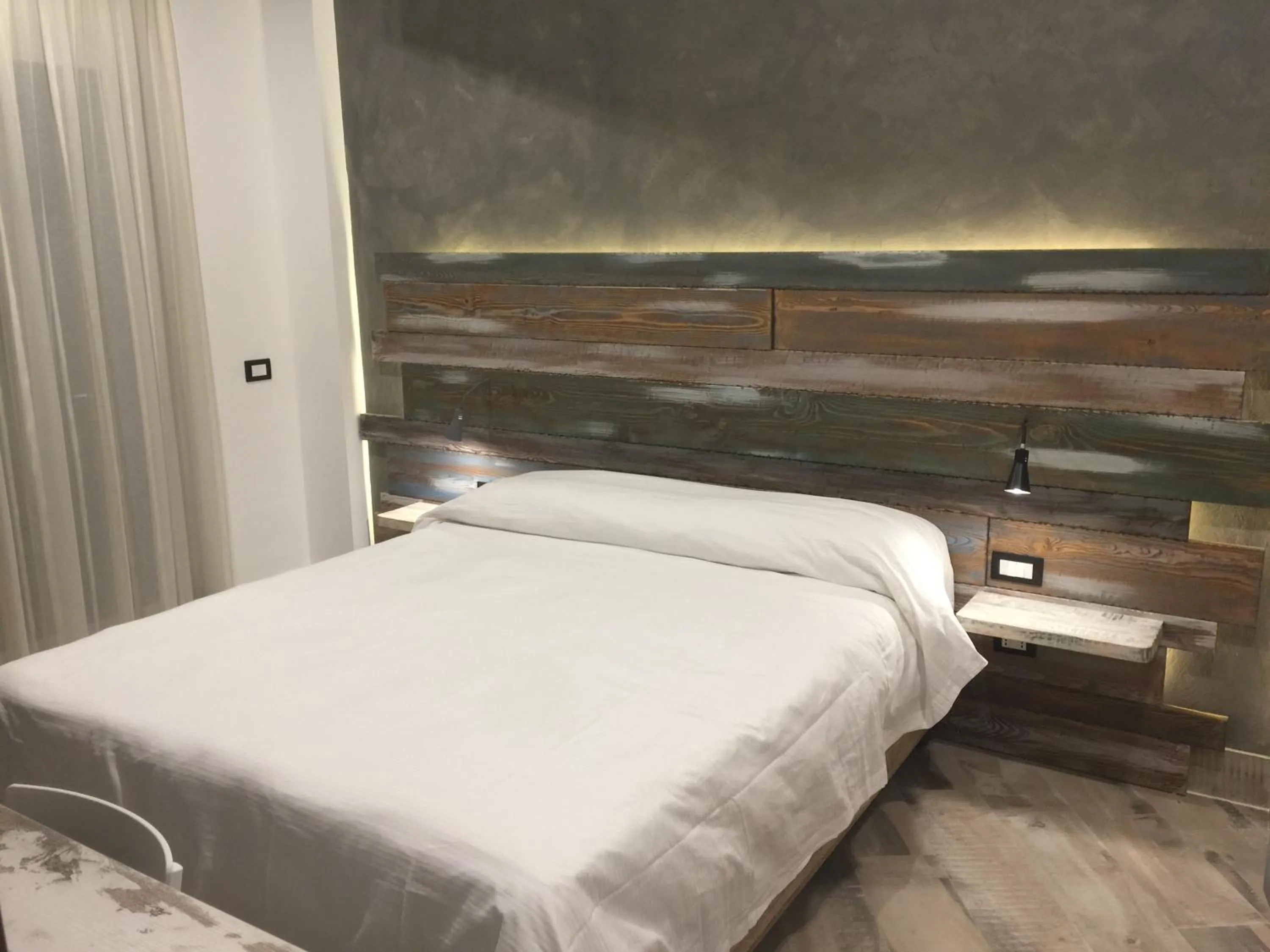 Bed in DOMUS VESUVIO